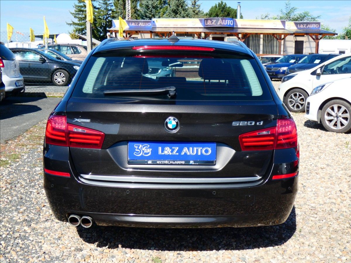 BMW Řada 5, 2,0 520 D Xdrive - fotka 5