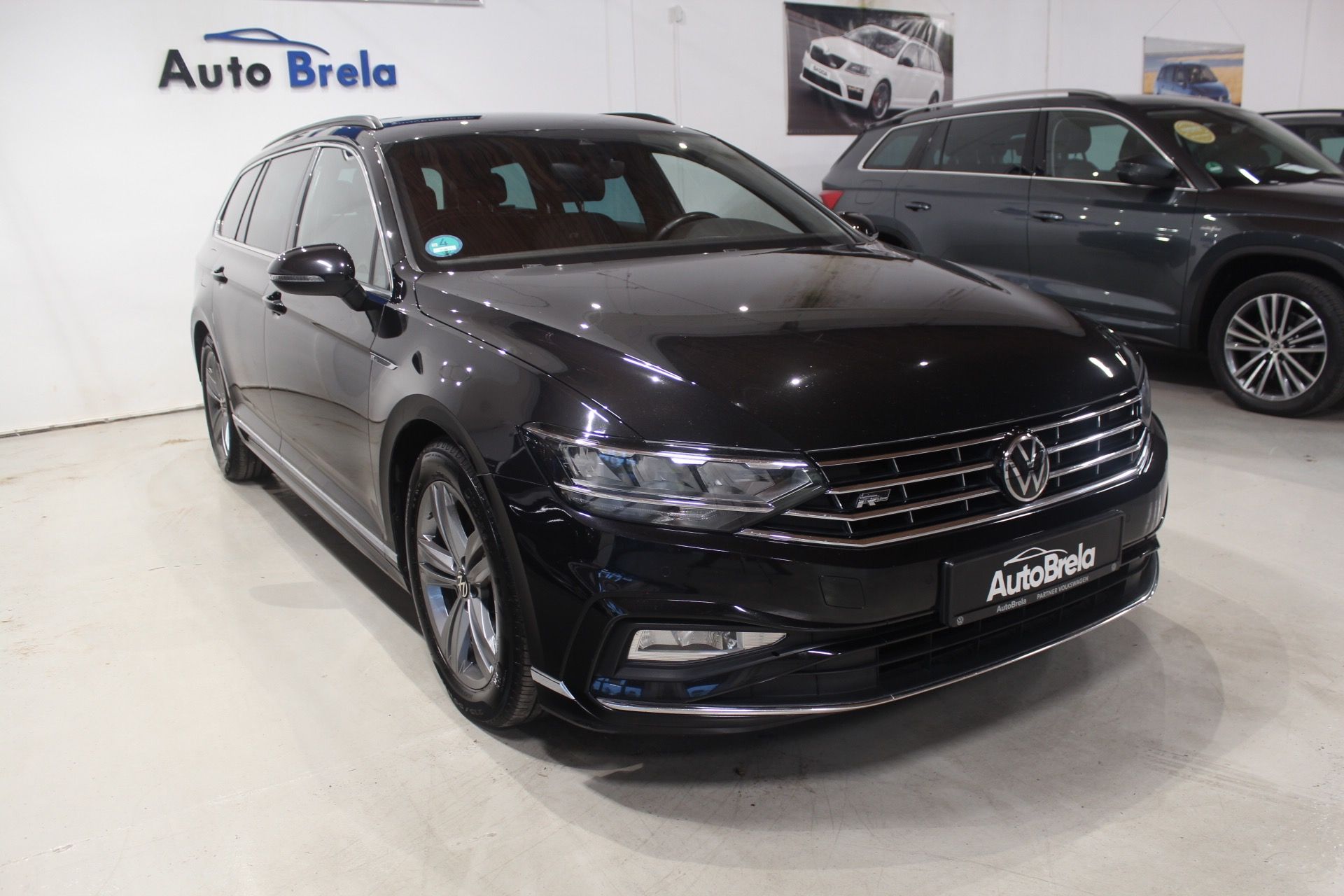 Volkswagen Passat, 2.0TDI DSG R-Line Display Navi