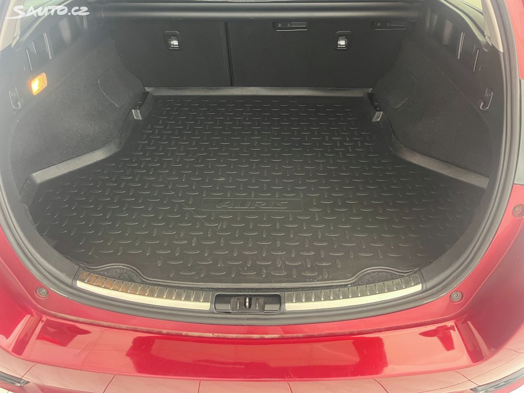 Toyota Auris, fotka 27