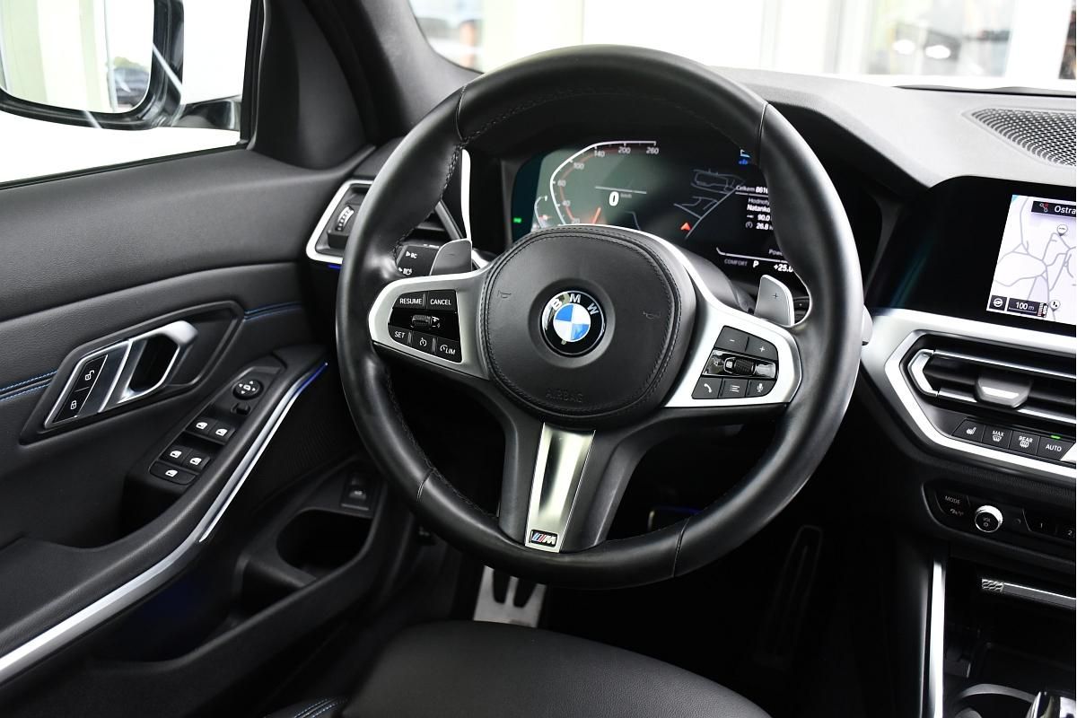 BMW Řada 3, 320d xDrive M-SPORT 1M ČR - fotka 6
