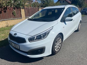 1,6 CRDI, klima, tempomat