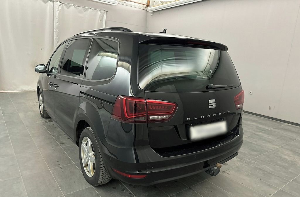 Seat Alhambra, Style 7míst,el.dveře,Tažné,DSG - fotka 2