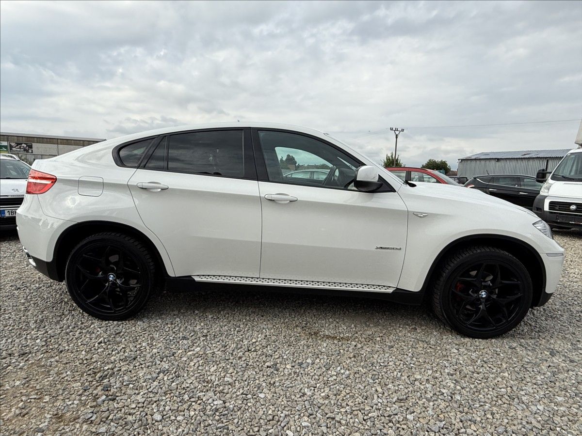 BMW X6, 3,0 d xDrive 180kW MPAKET - fotka 4
