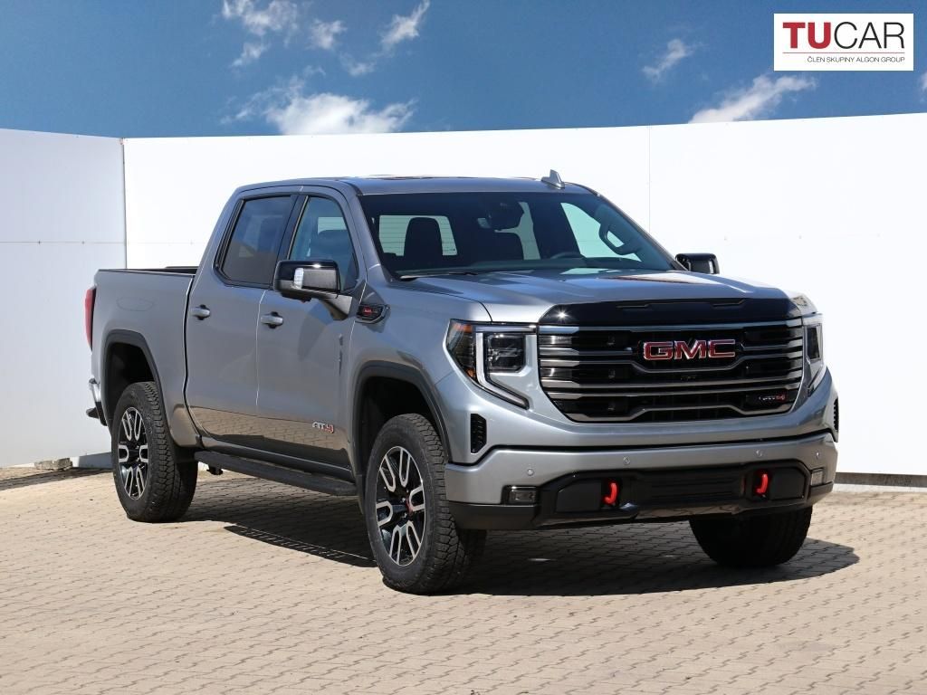 GMC Sierra, AT4 6.2 V8