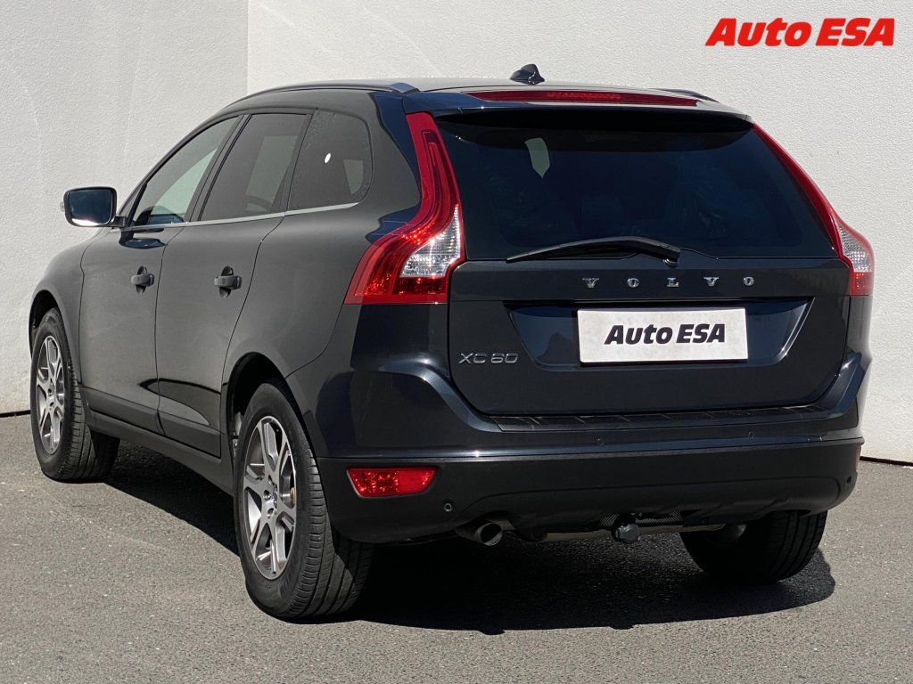 Volvo XC60, 2.0 D,Summum,bixen,+ALU - fotka 6