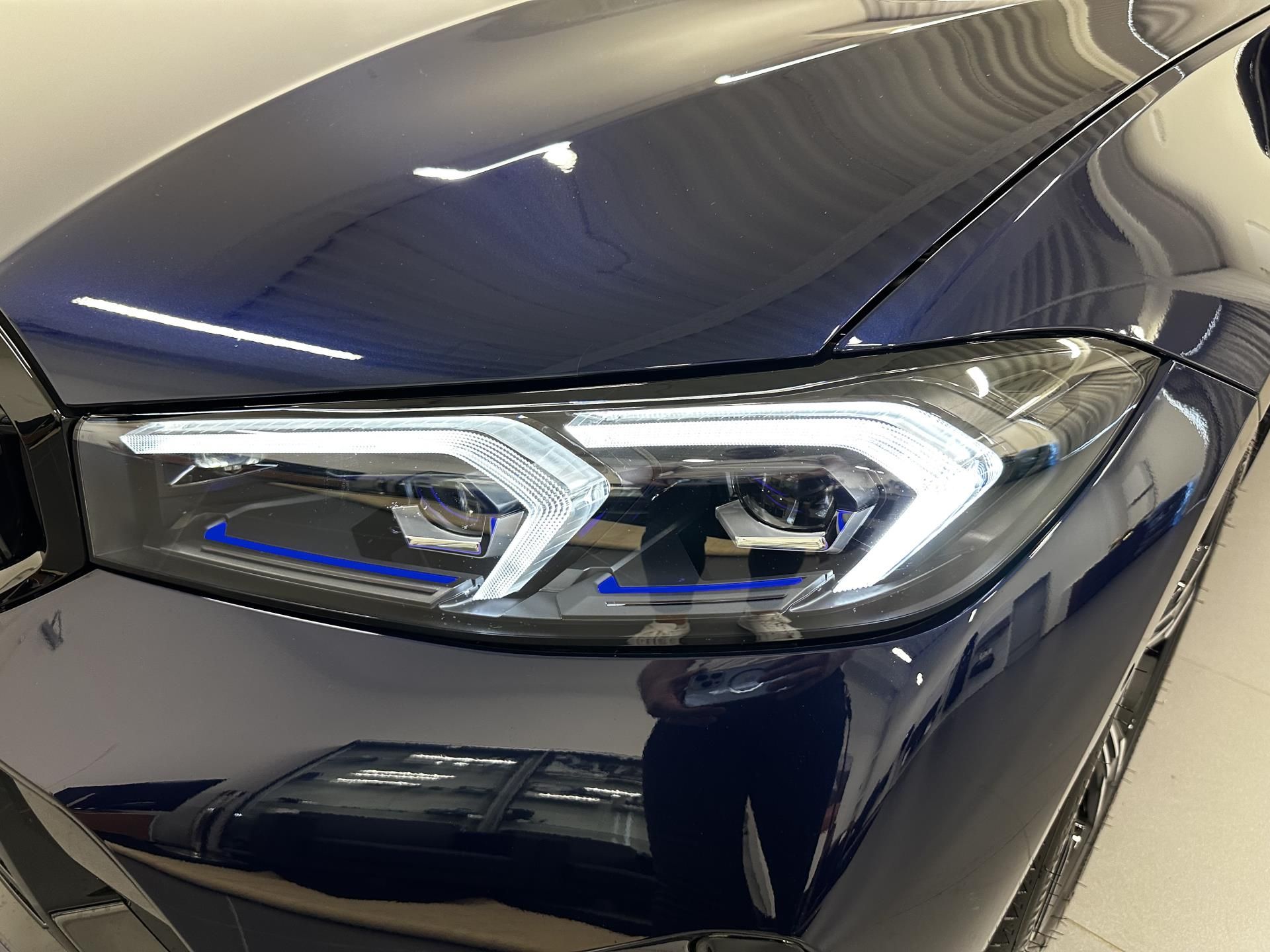 BMW Řada 3, 320D xDrive Touring M-Paket - fotka 6