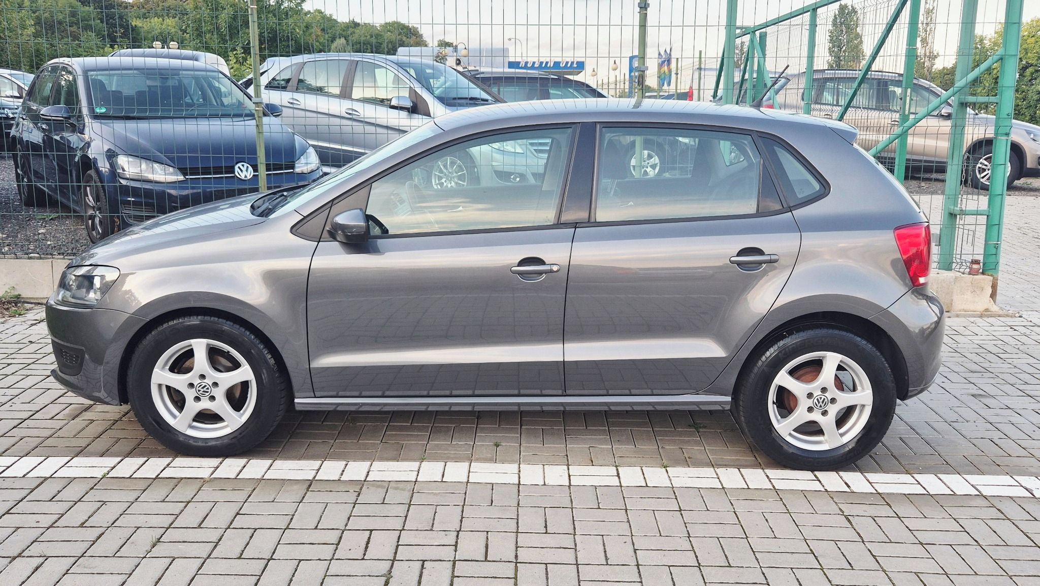 Volkswagen Polo, 1.2i  SERVISKA - fotka 6