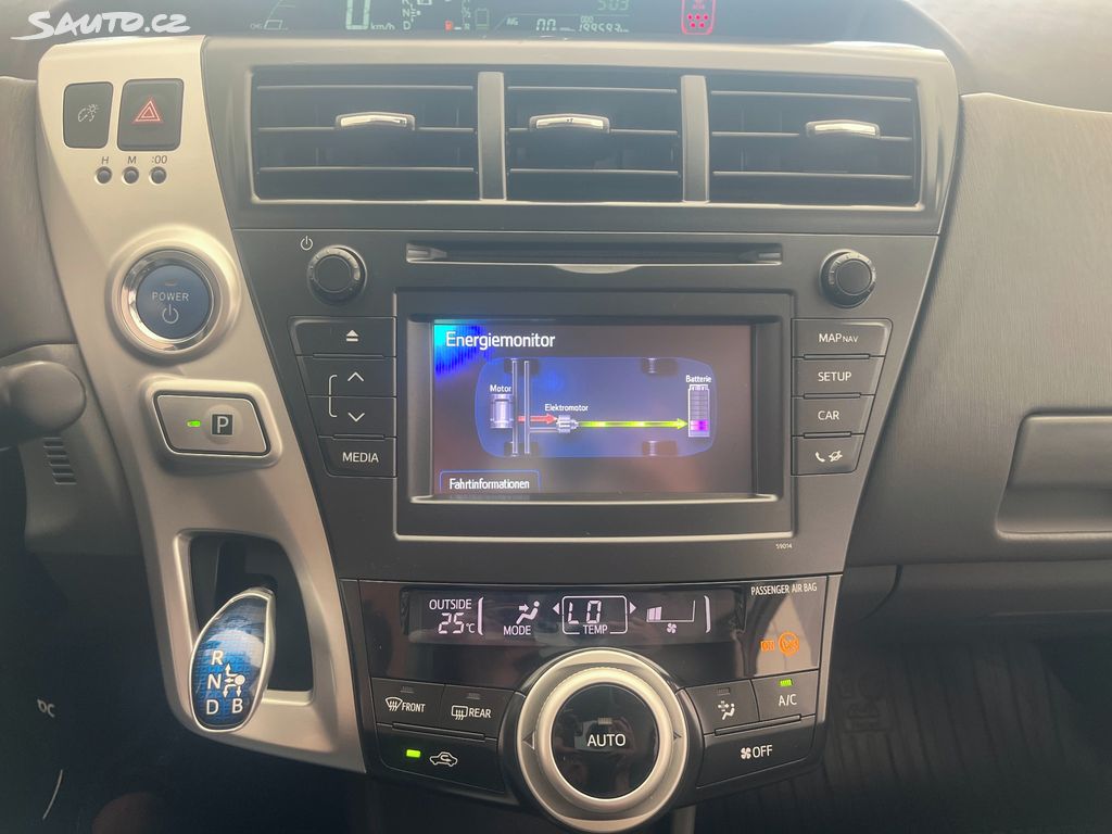 Toyota Prius, fotka 9