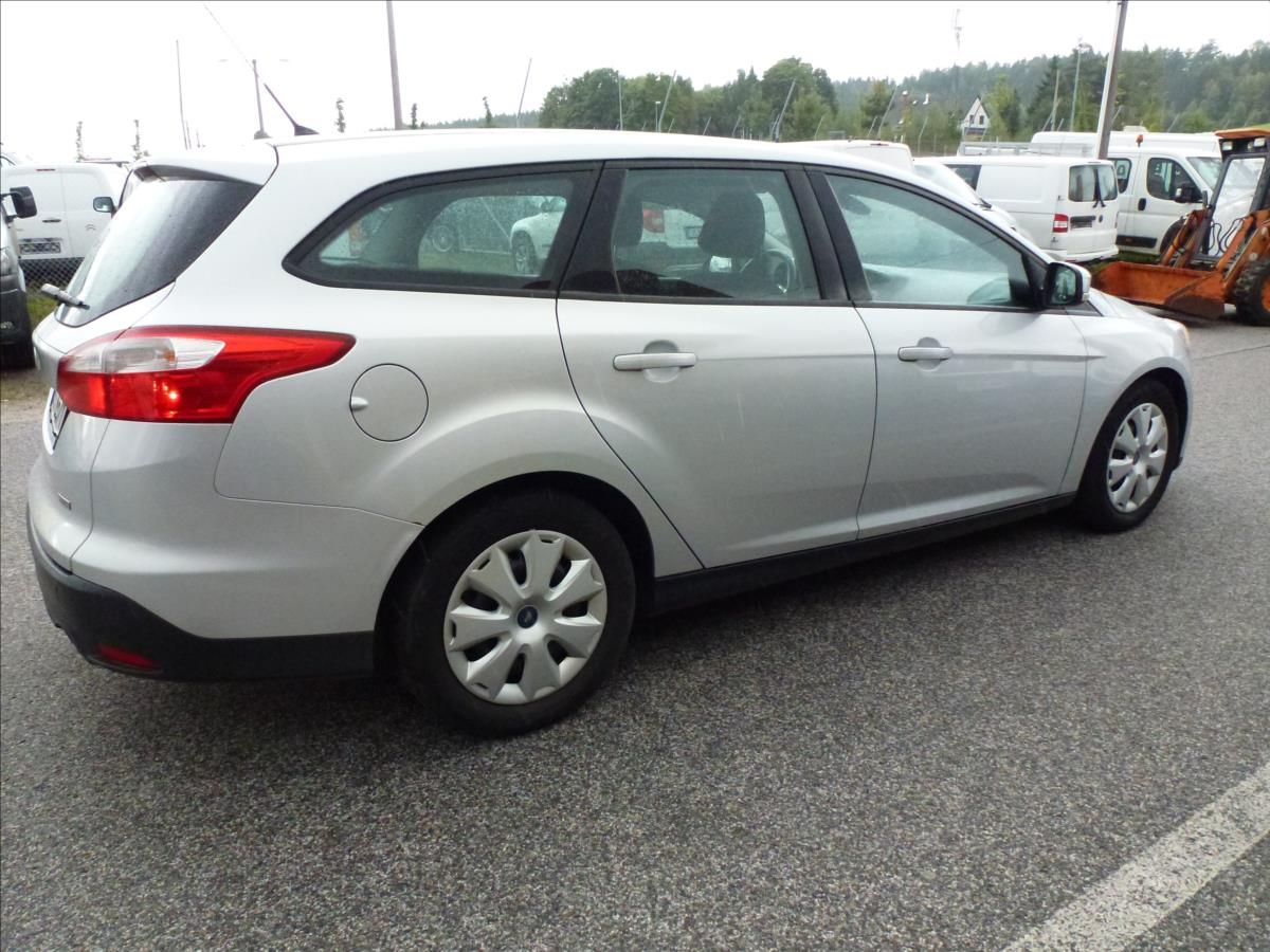 Ford Focus, 1,6 16V Eco 150HP - fotka 6