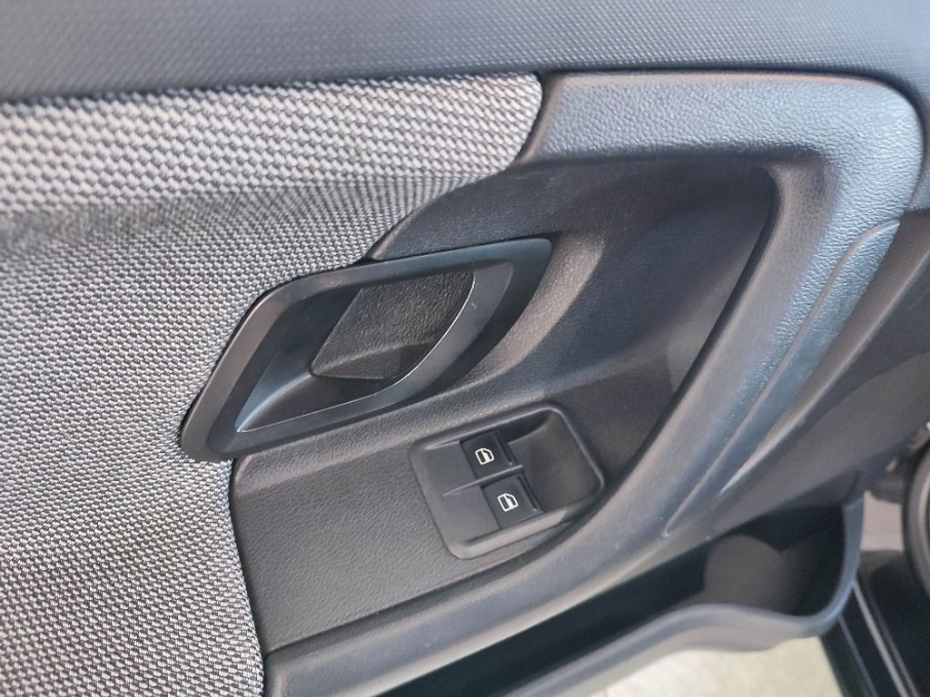 Škoda Fabia, 1.2HTP 44KW SPORTLOOK - fotka 6
