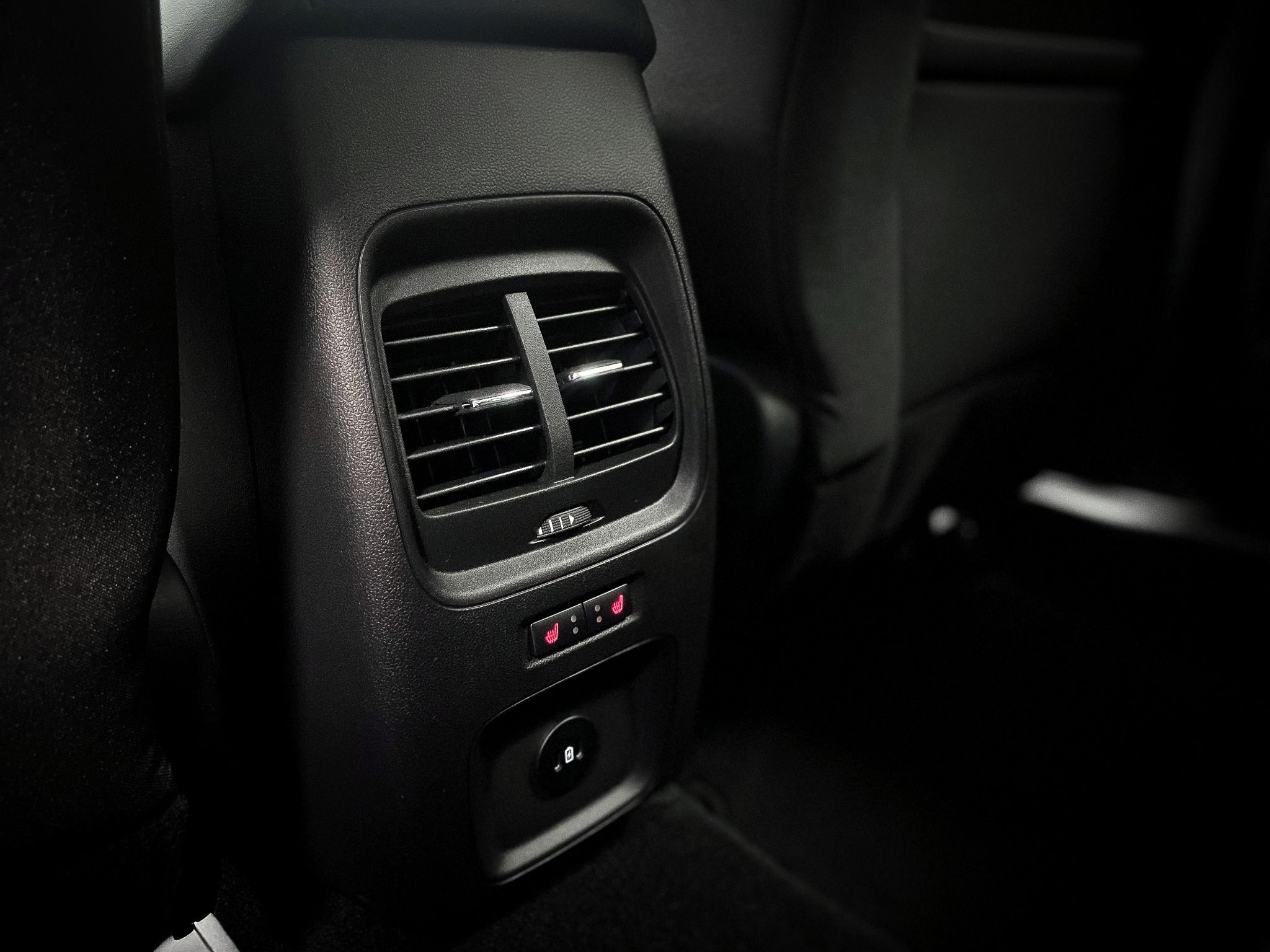 Ford Kuga, 1,5 EcoBoost, Titanium - fotka 6