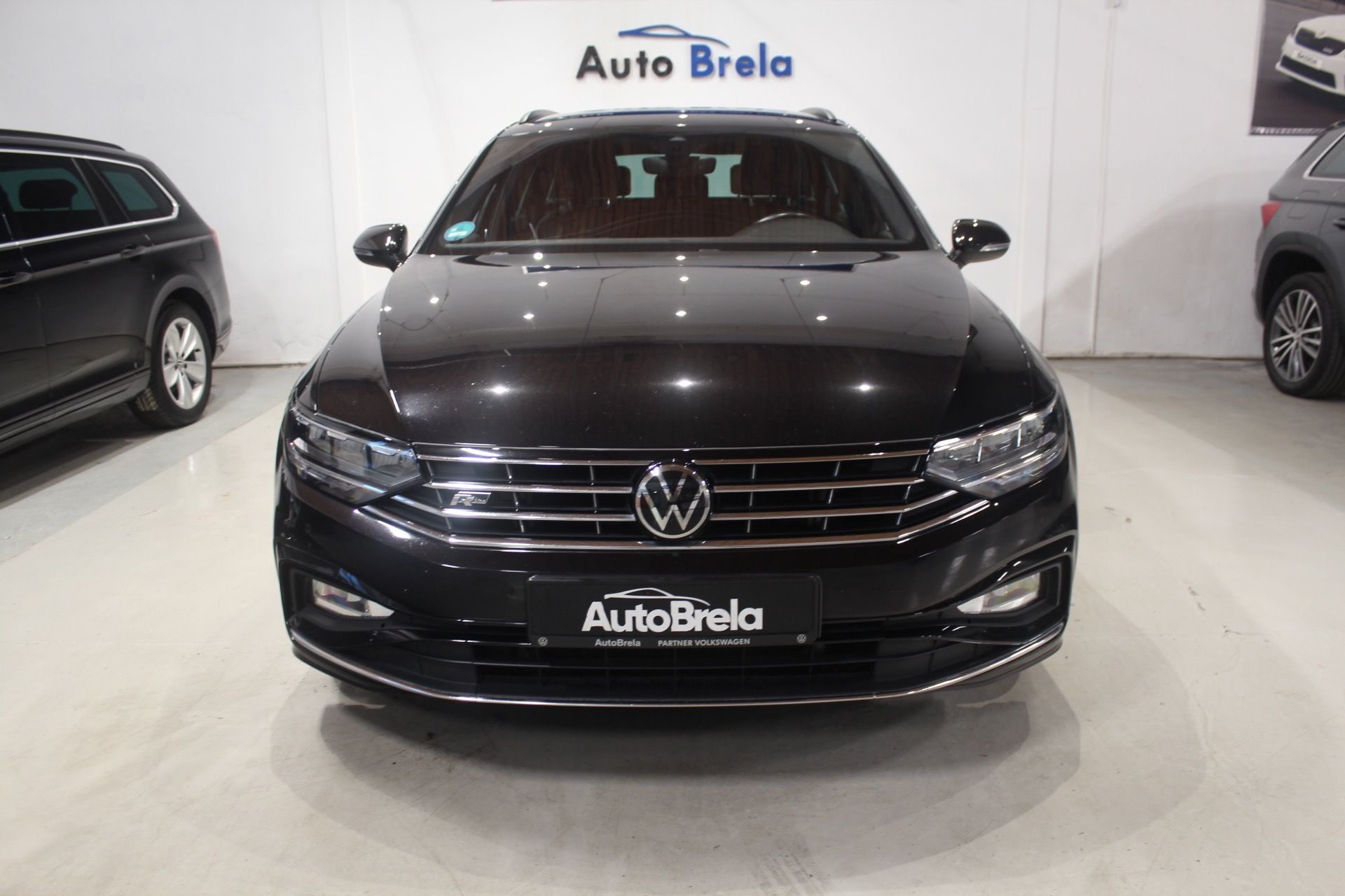 Volkswagen Passat, 2.0TDI DSG R-Line Display Navi - fotka 4