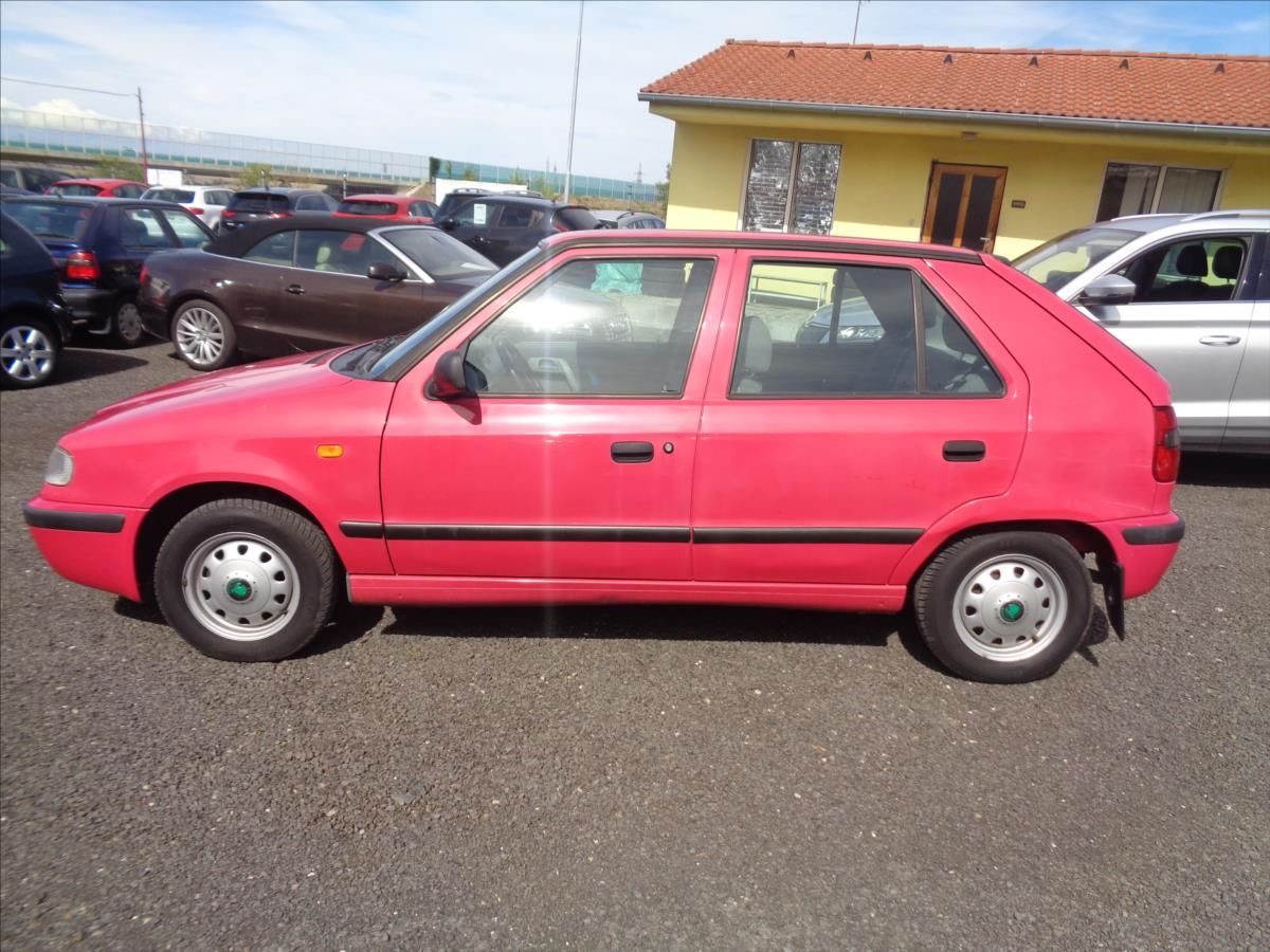 Škoda Felicia, 1,3   LX - fotka 5