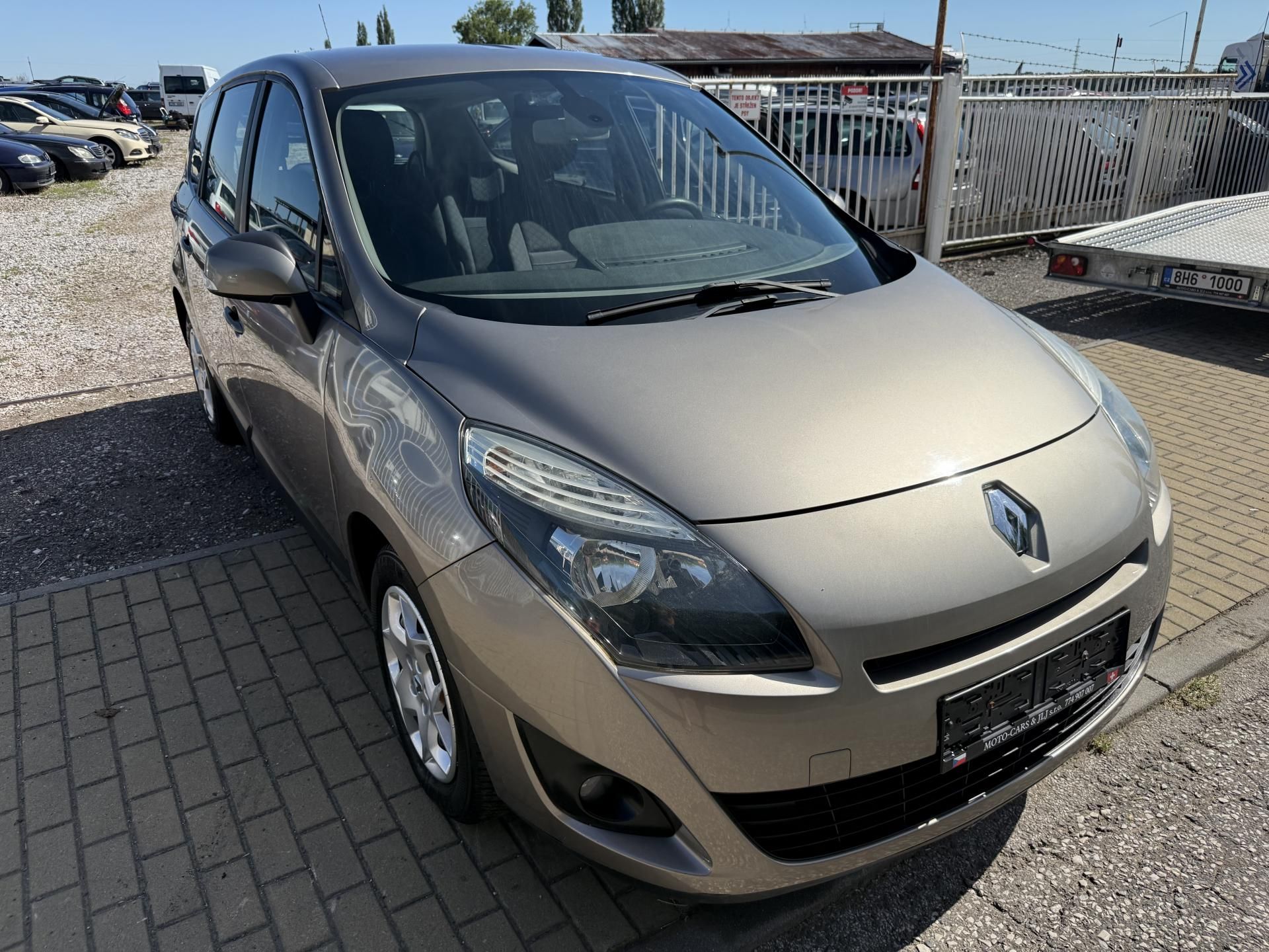 Renault Grand Scénic, 1.5 dci 81kw - fotka 5