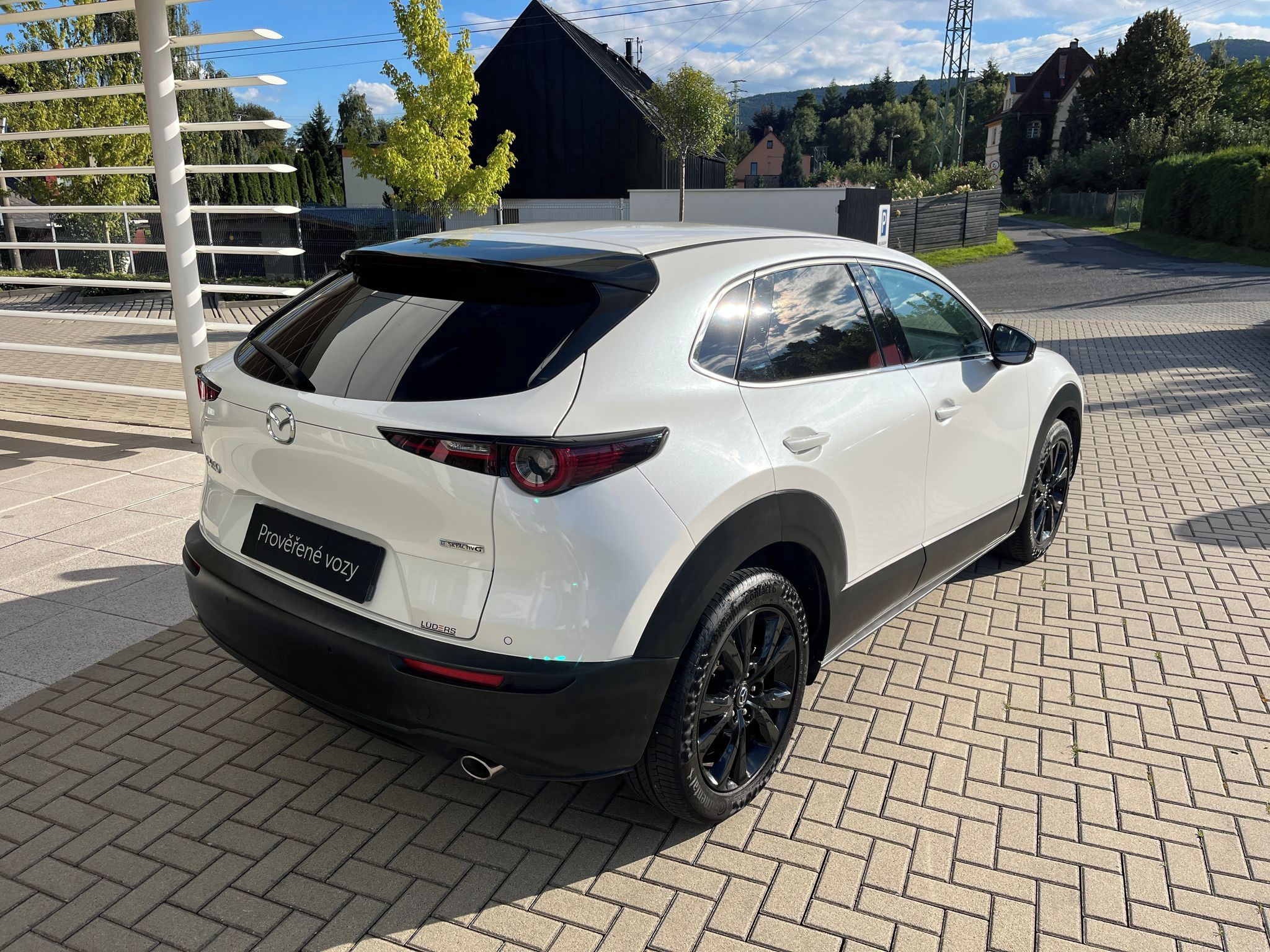 Mazda CX-30, 2.0 e-Skyactiv G122 6MT HOMURA - fotka 6