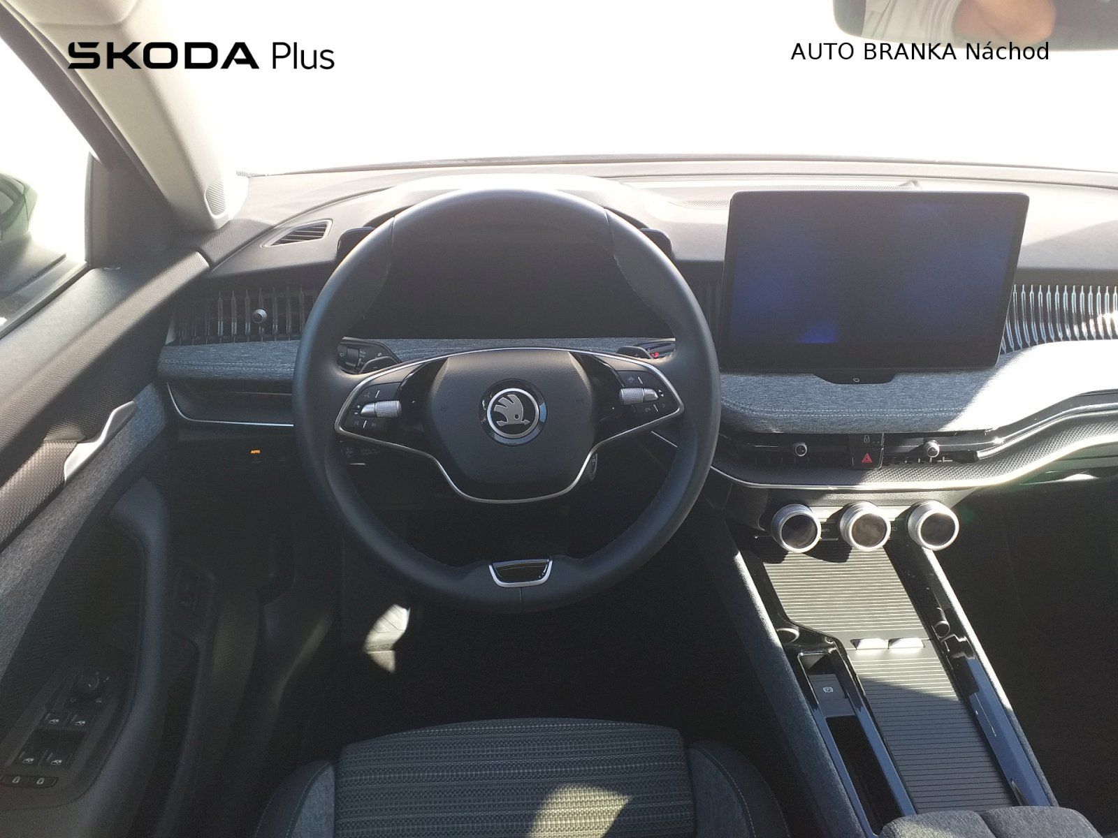Škoda Superb, 2.0 TDI 110kW DSG SELECTION - fotka 5