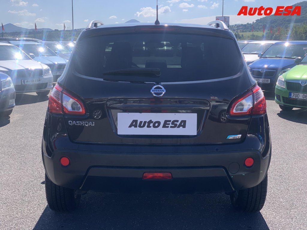 Nissan Qashqai, 1.6dCi,Tekna,kůže,panor - fotka 5