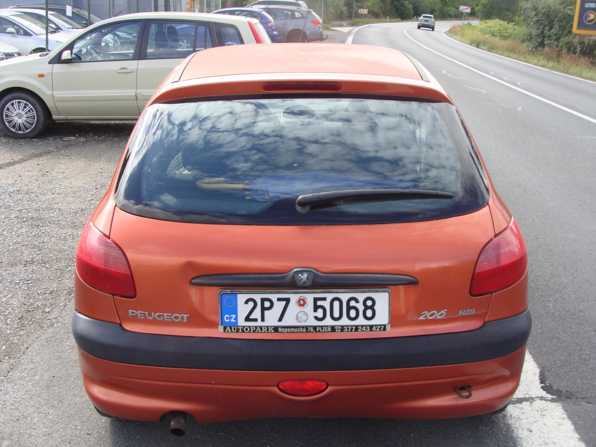 Peugeot 206, 2.0 HDi, 66 kW, klima, alu - fotka 4