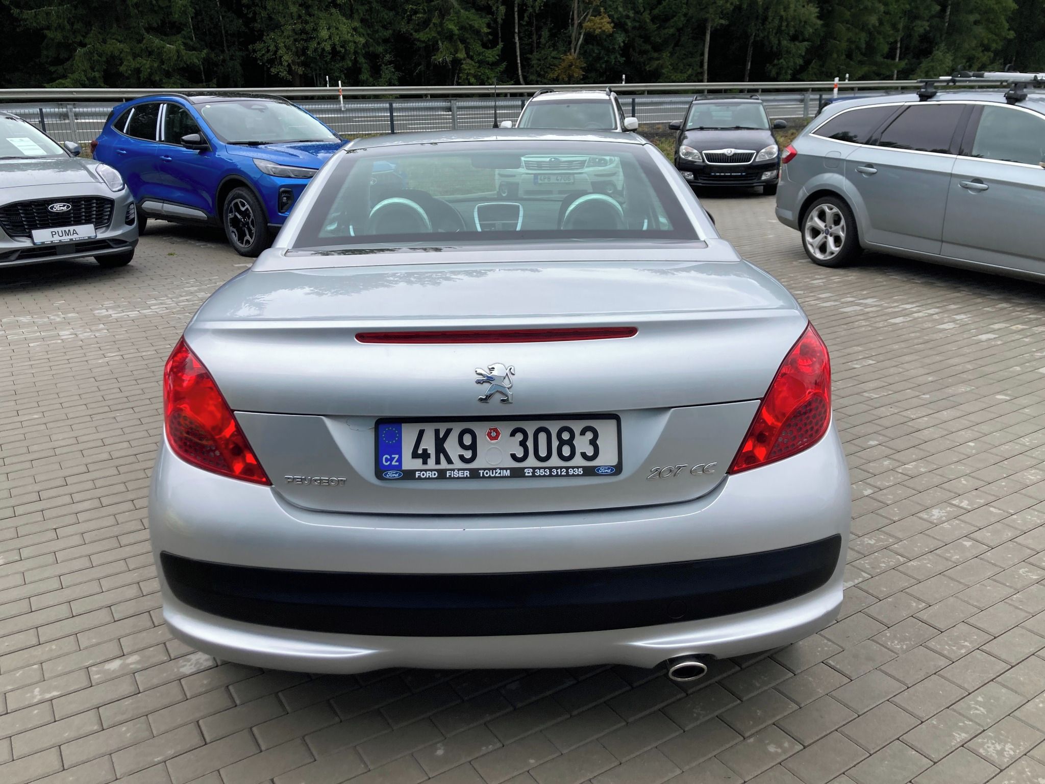 Peugeot 207, CC 1,6 88 kW - fotka 4
