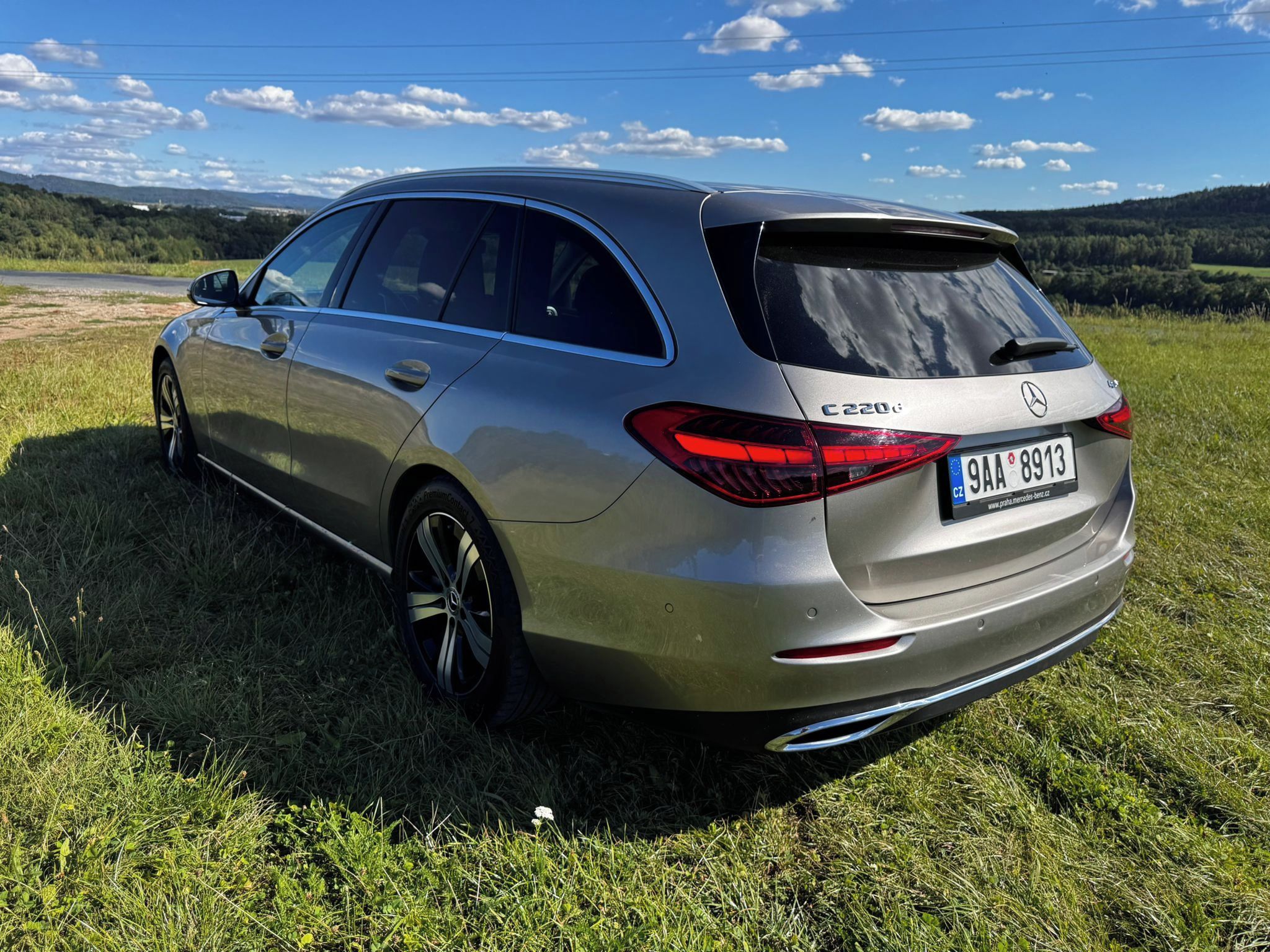 Mercedes-Benz Třídy C, 220 CDI 4Matic - fotka 5