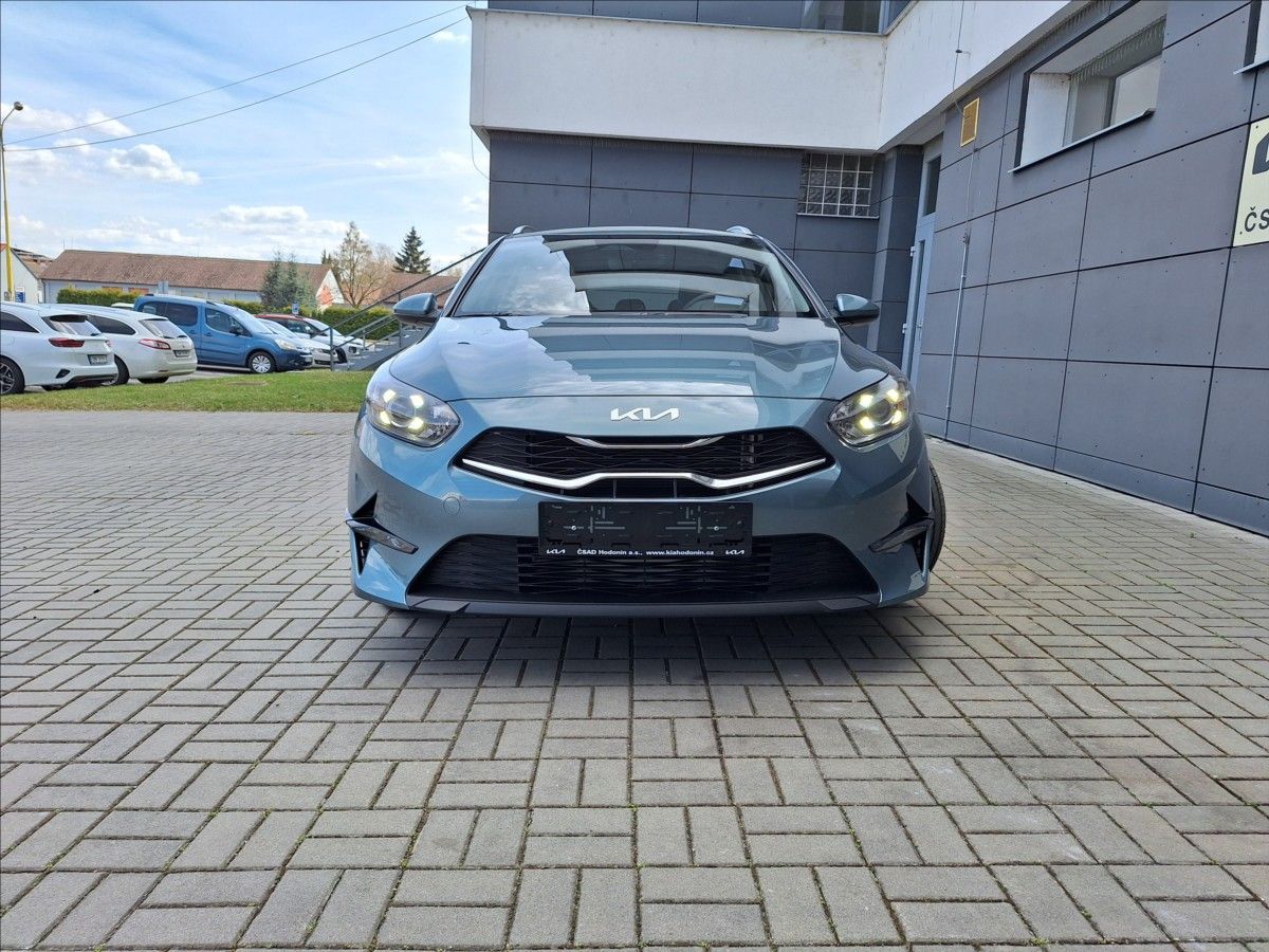 Kia Cee´d, 1,5 TGDi GPF 7 DCT aut.  SW Sp - fotka 2