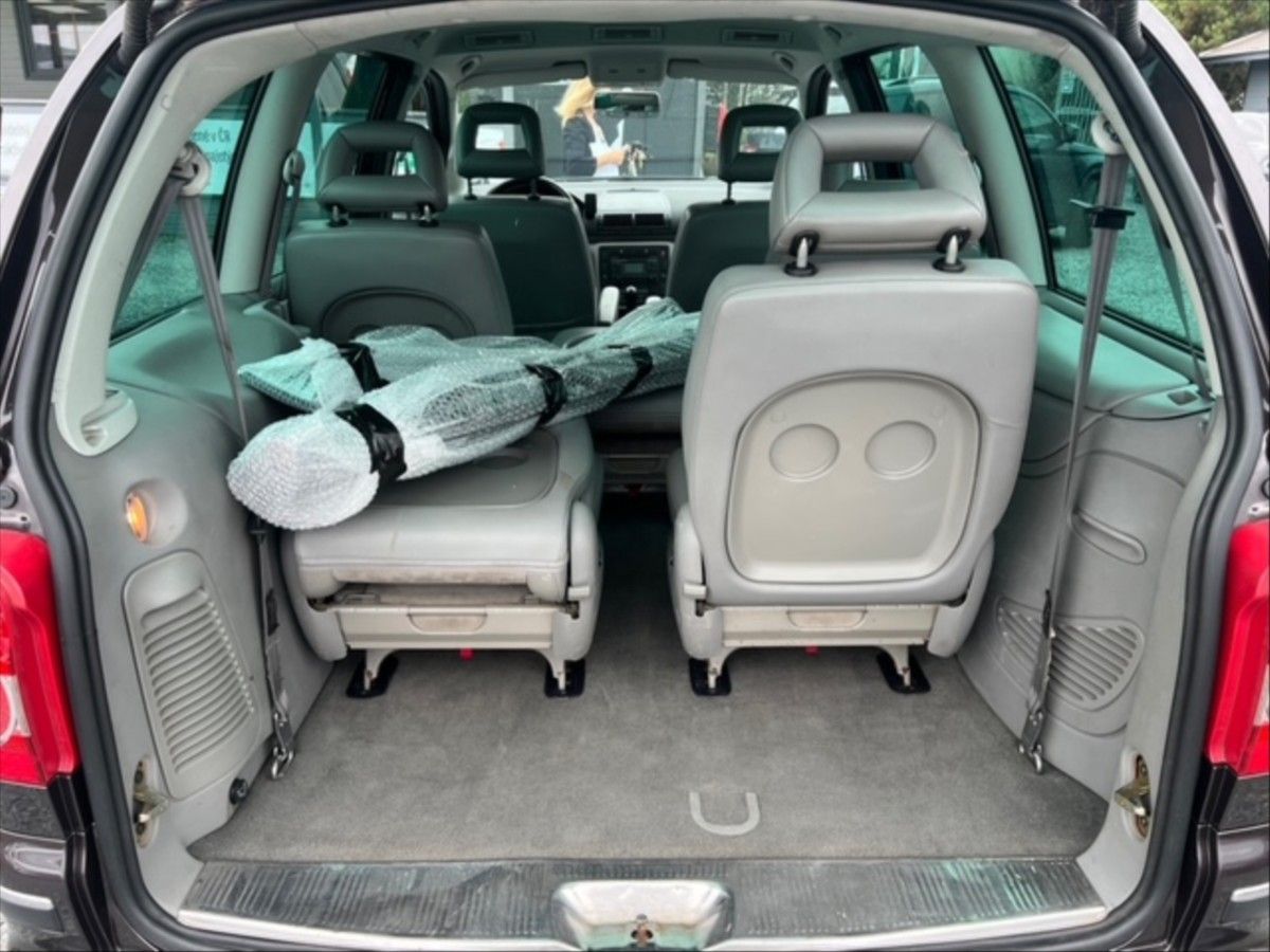 Volkswagen Sharan, 2,8 i V6 150kW Highline - fotka 6