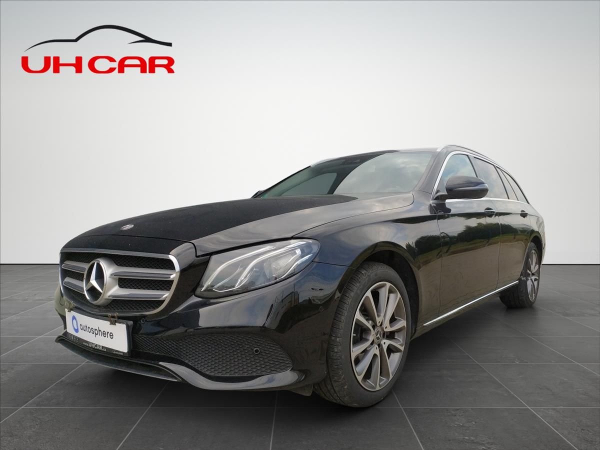 Mercedes-Benz Třídy E, 2,0 Avantgarde DPH E220 4MATI