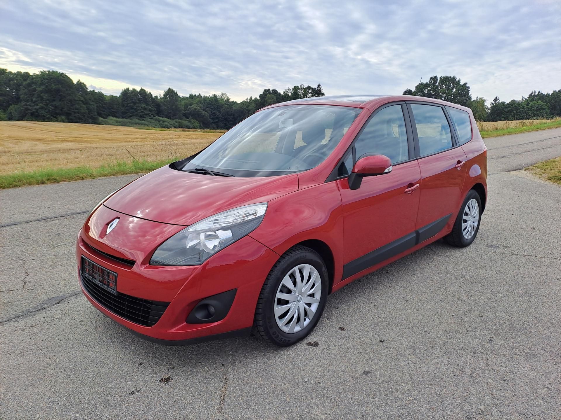 Renault Grand Scénic, 1.9 DCi PĚKNÝ STAV, 2 x KOLA