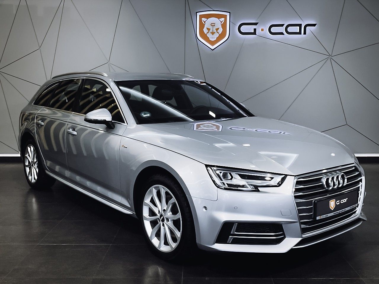 Audi A4 Avant, 40 g-tron S-line - CNG