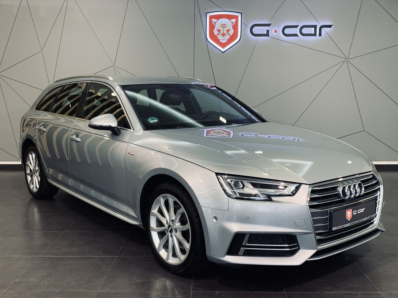 Audi A4 Avant, 40 g-tron S-line - CNG - fotka 2