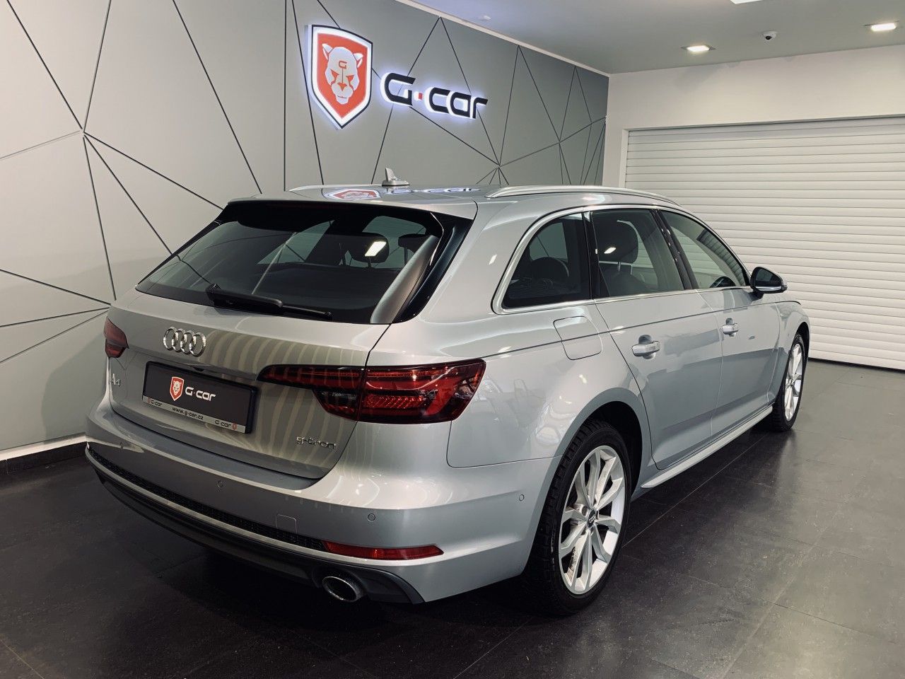 Audi A4 Avant, 40 g-tron S-line - CNG - fotka 6