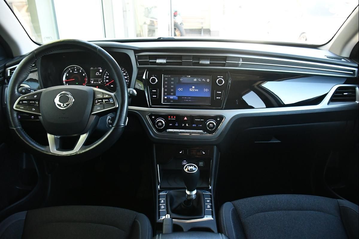 SsangYong Korando, 1.5T-GDi SERV.KNÍŽKA KAMERA - fotka 6