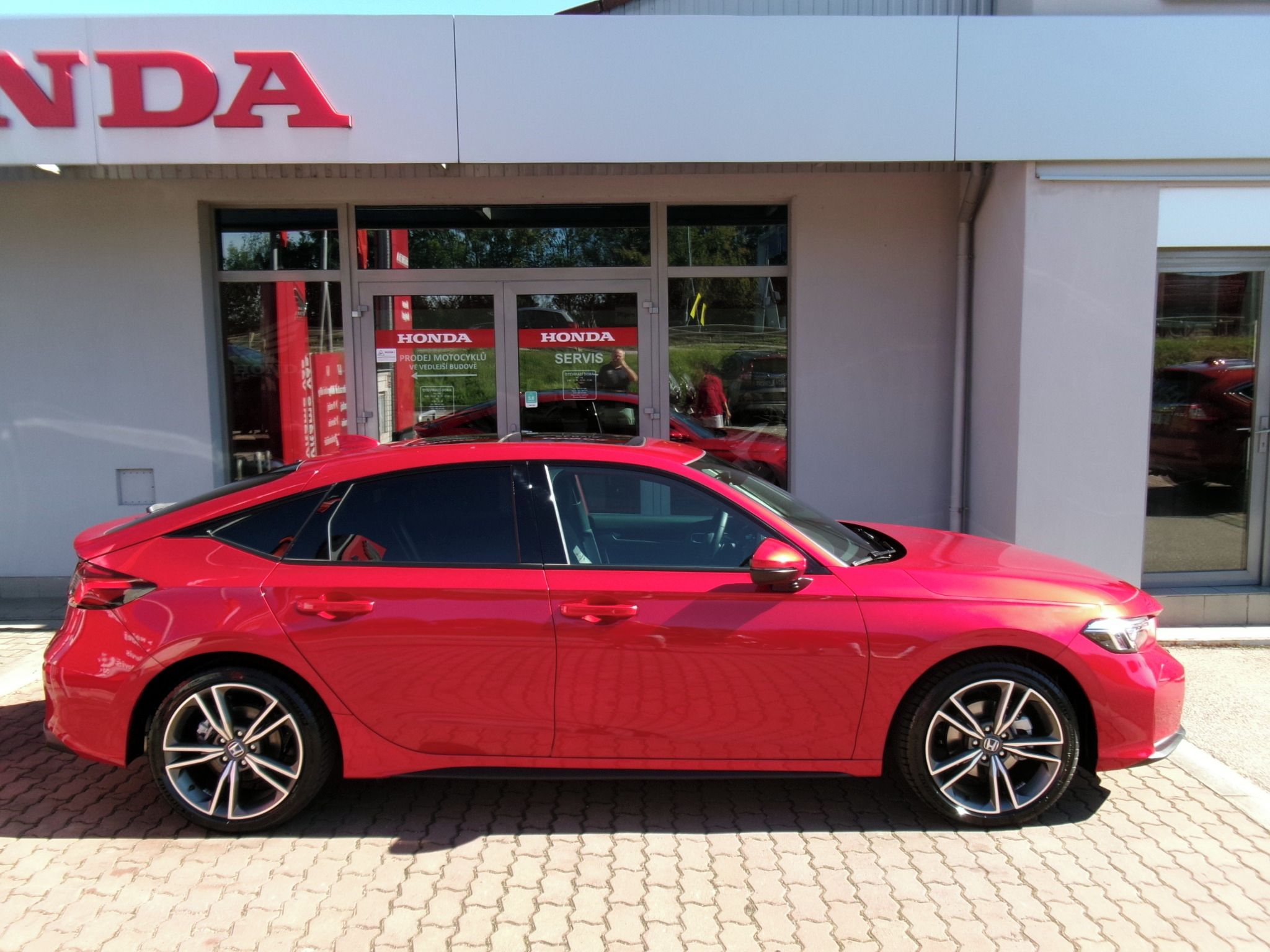 Honda Civic, 5D 2.0e:HEV ADVANCE MODEL 2026 - fotka 6