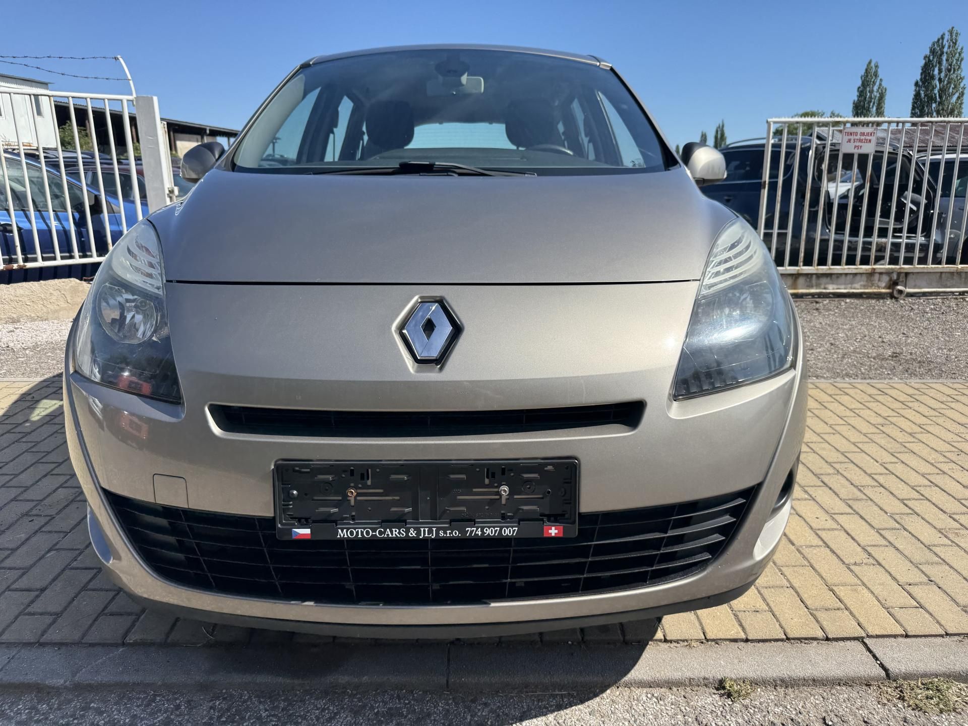 Renault Grand Scénic, 1.5 dci 81kw - fotka 2