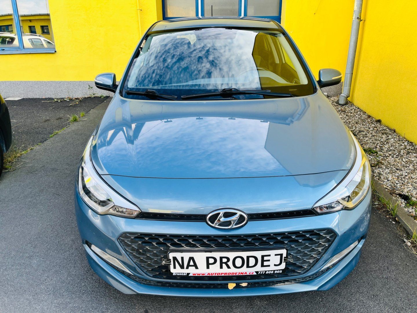 Hyundai i20, 1.2 i BENZÍN NAJETO JEN 68 TIS - fotka 2