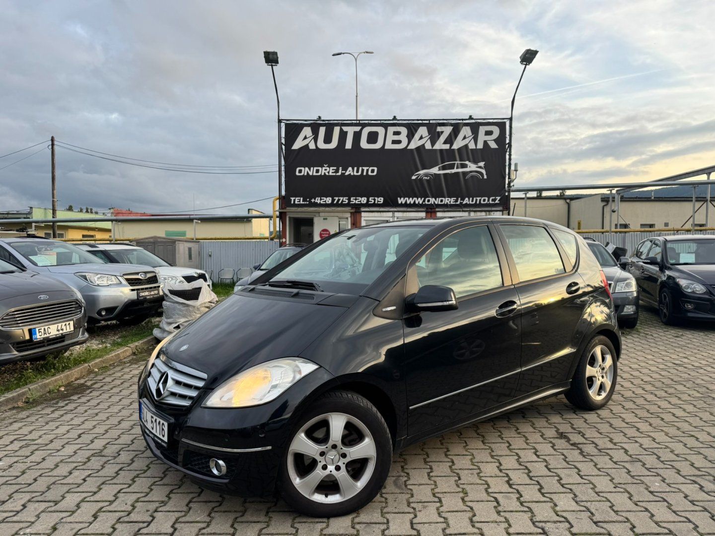Mercedes-Benz Třídy A, 180 1,7 85 KW TAŽNÉ KOLA