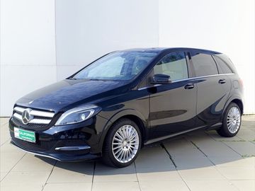 2,0 200NGT Kamera Navi Kůže