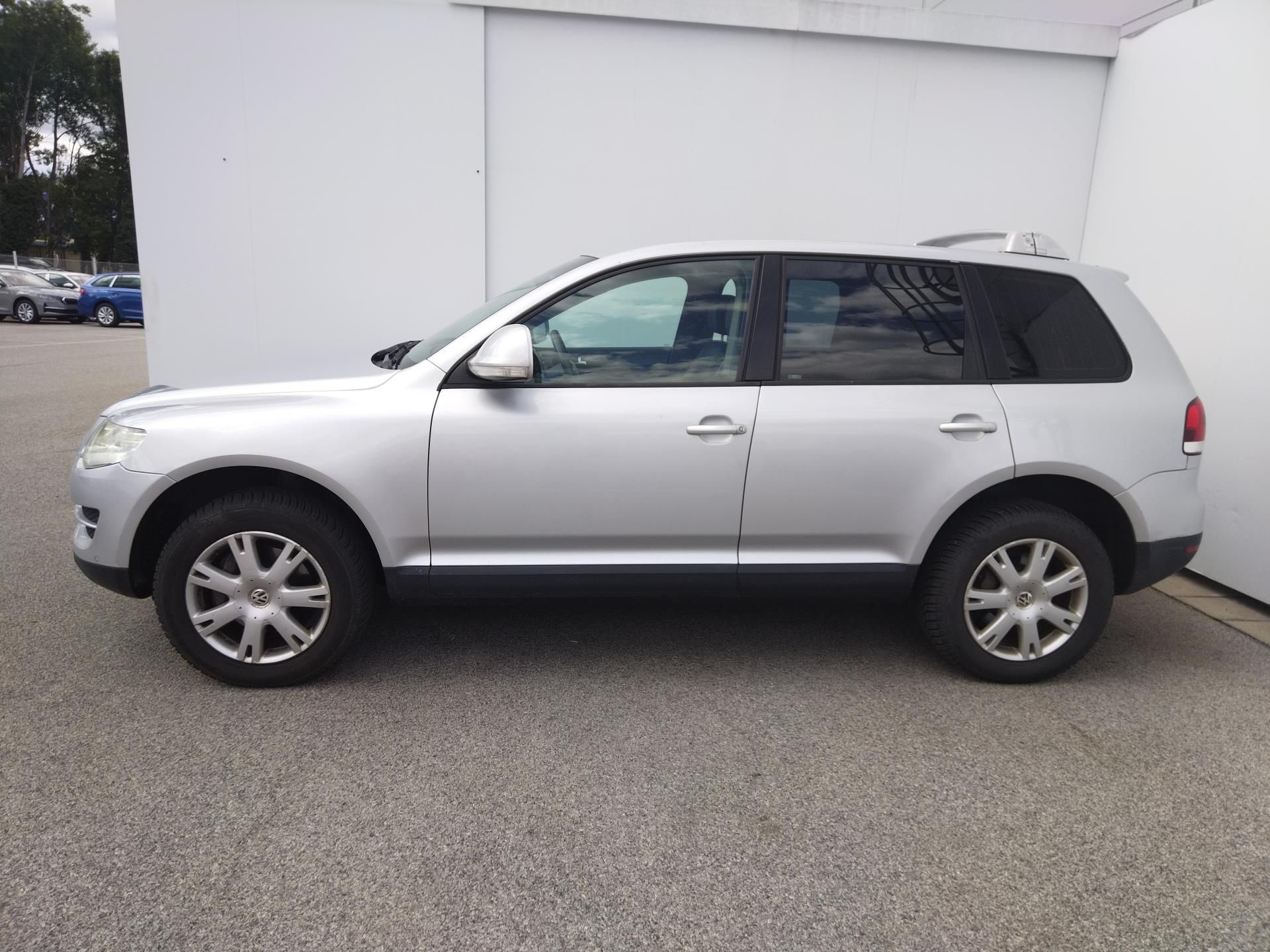 Volkswagen Touareg, 3,0 TDI - fotka 3