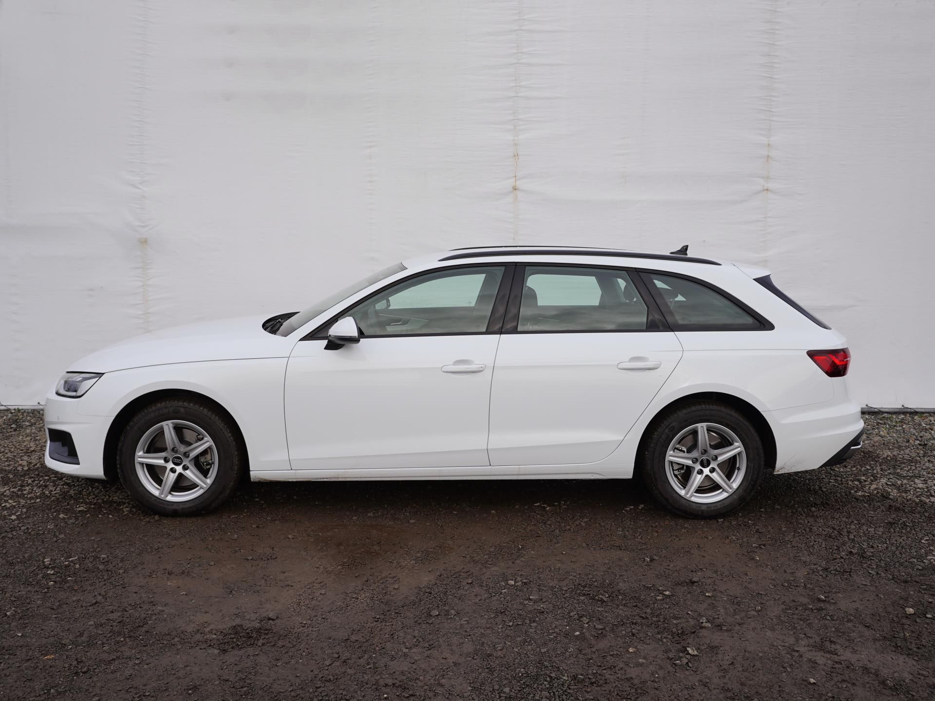 Audi A4 Avant, 2.0 TDI / 100 kW Tiptronic - fotka 3
