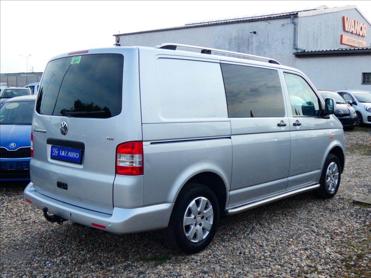 Volkswagen Transporter, 2,5 TDI - fotka 4