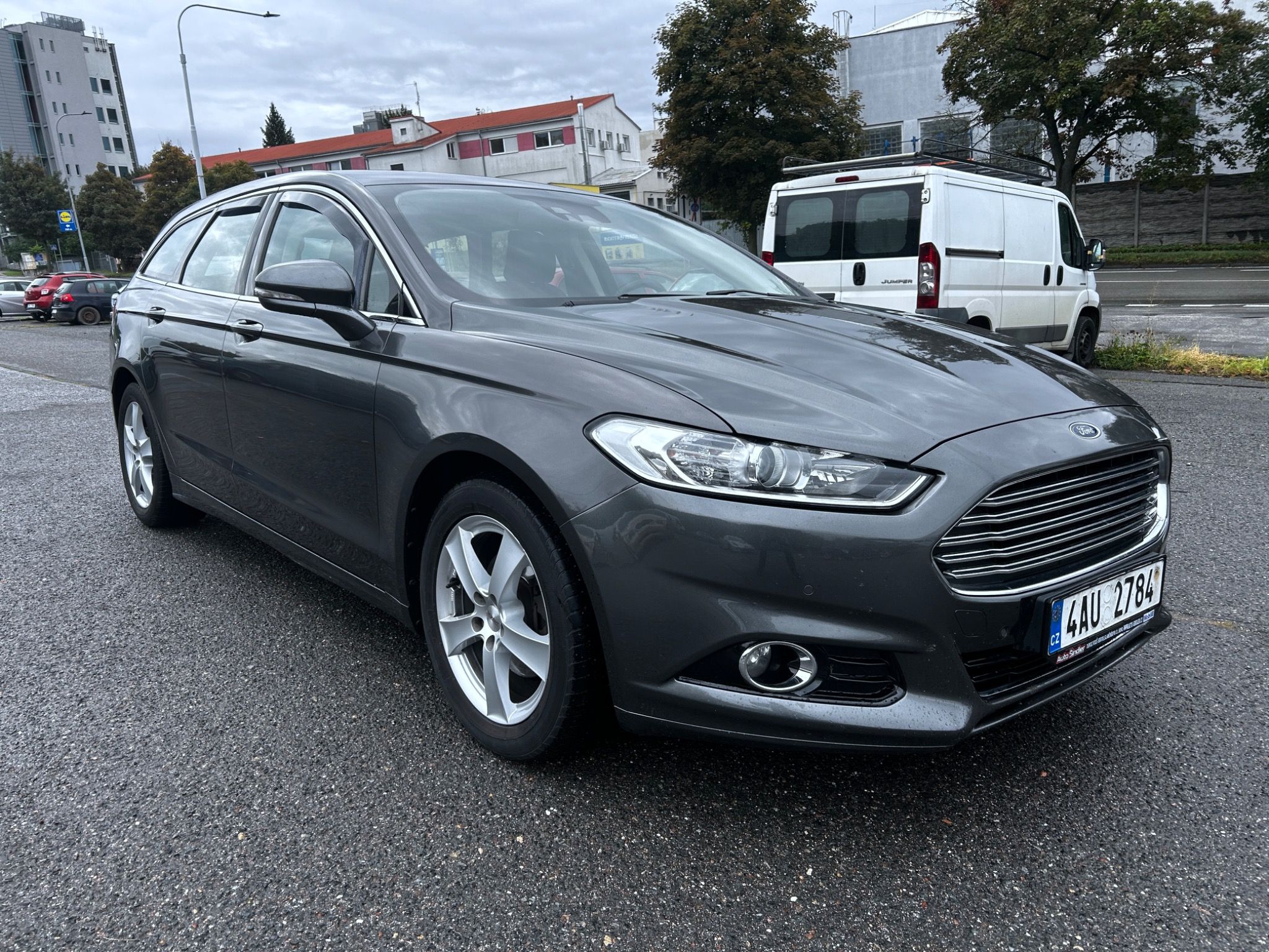 Ford Mondeo, 2,0 TDCi, 132 kW - fotka 3
