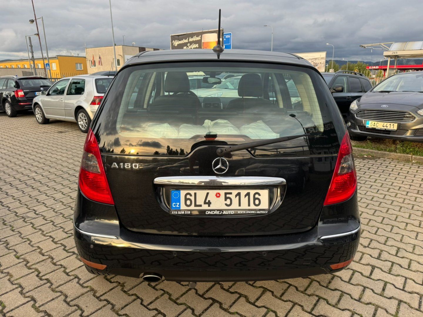 Mercedes-Benz Třídy A, 180 1,7 85 KW TAŽNÉ KOLA - fotka 6