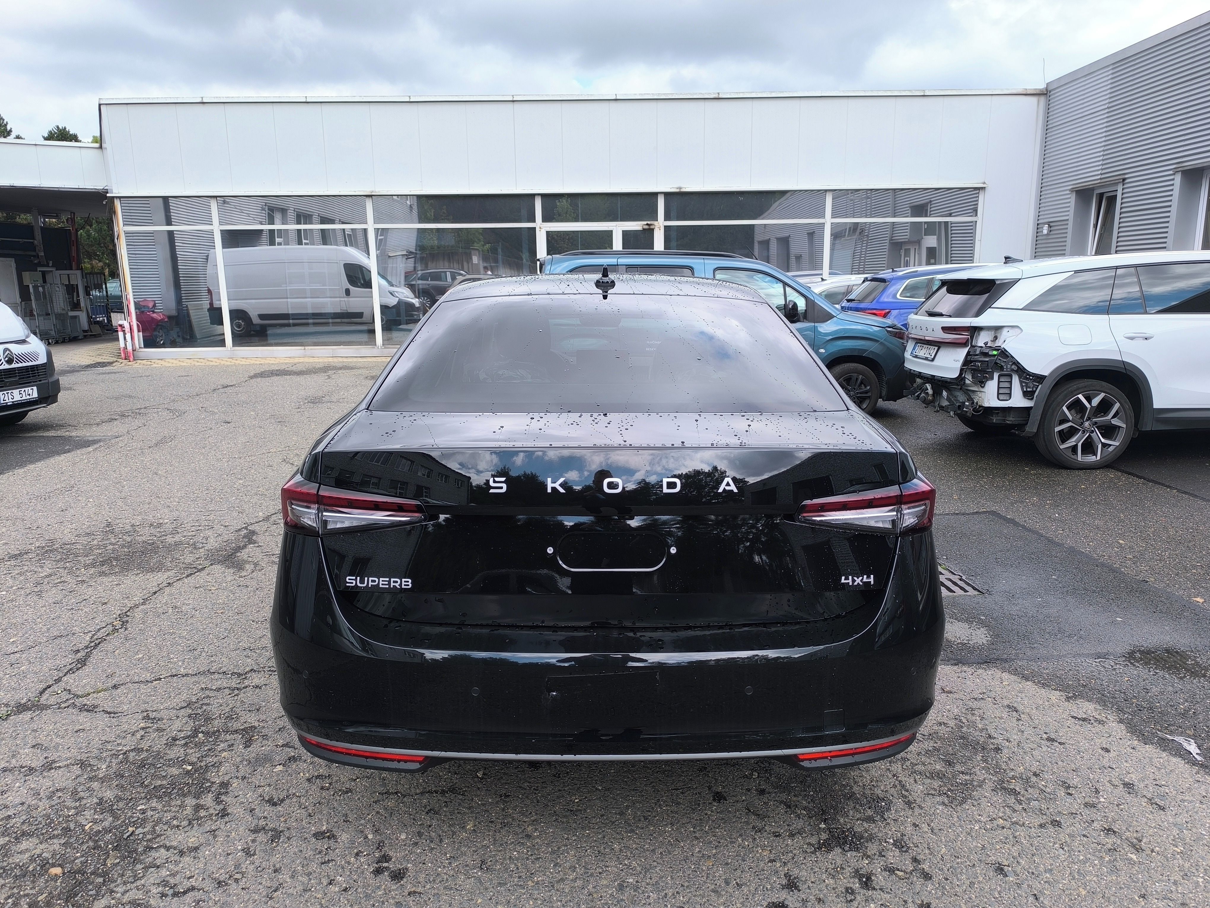 Škoda Superb, L&K 2.0 TDI 142 kW 7DSG 4x4 - fotka 4