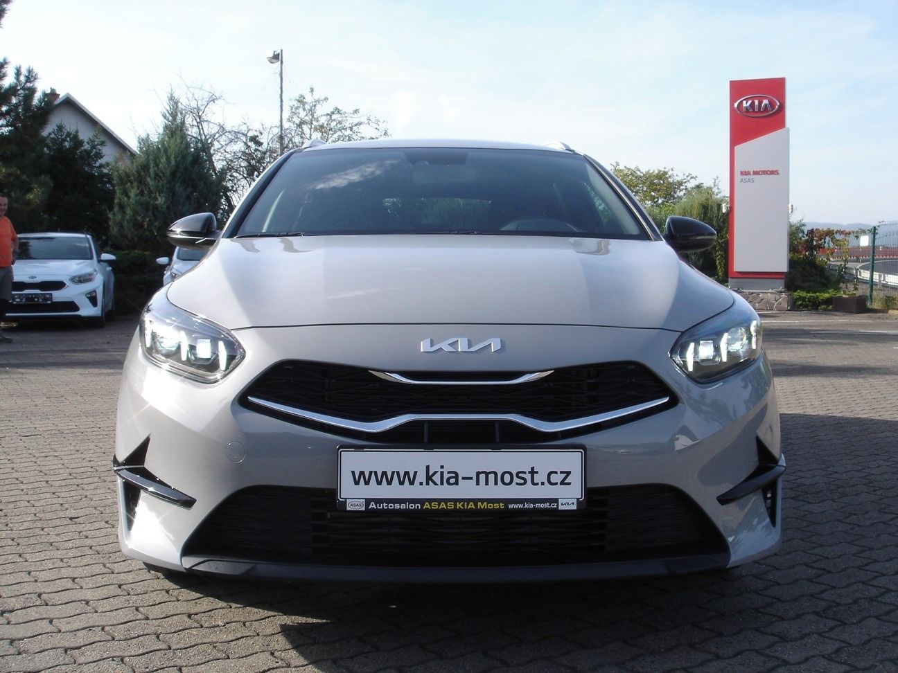 Kia Cee´d SW, 1.5 T-GDi EDICE 30 SLEVA - fotka 3
