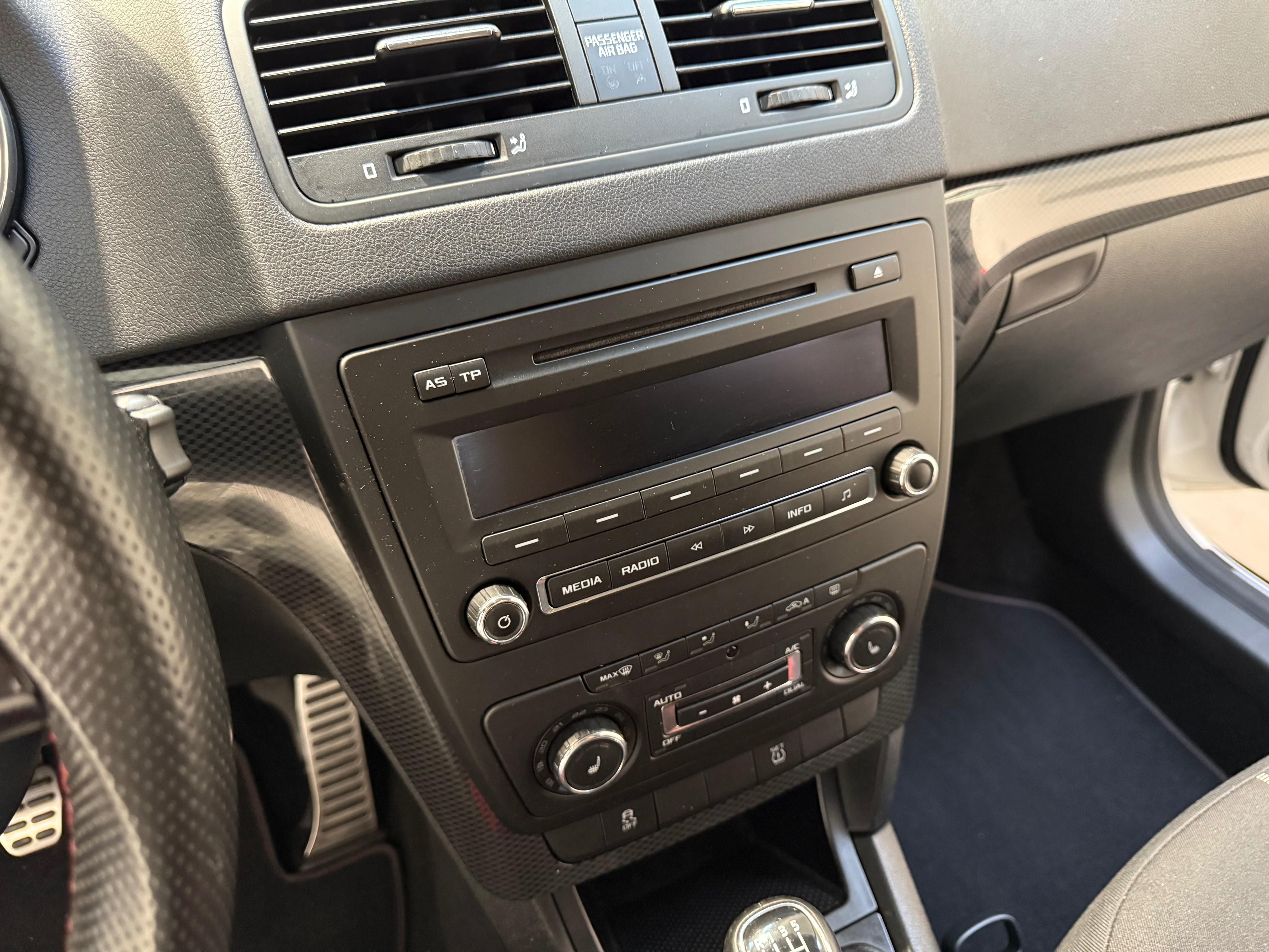 Škoda Yeti, 1.2 TSI 77 kW Monte Carlo - fotka 6
