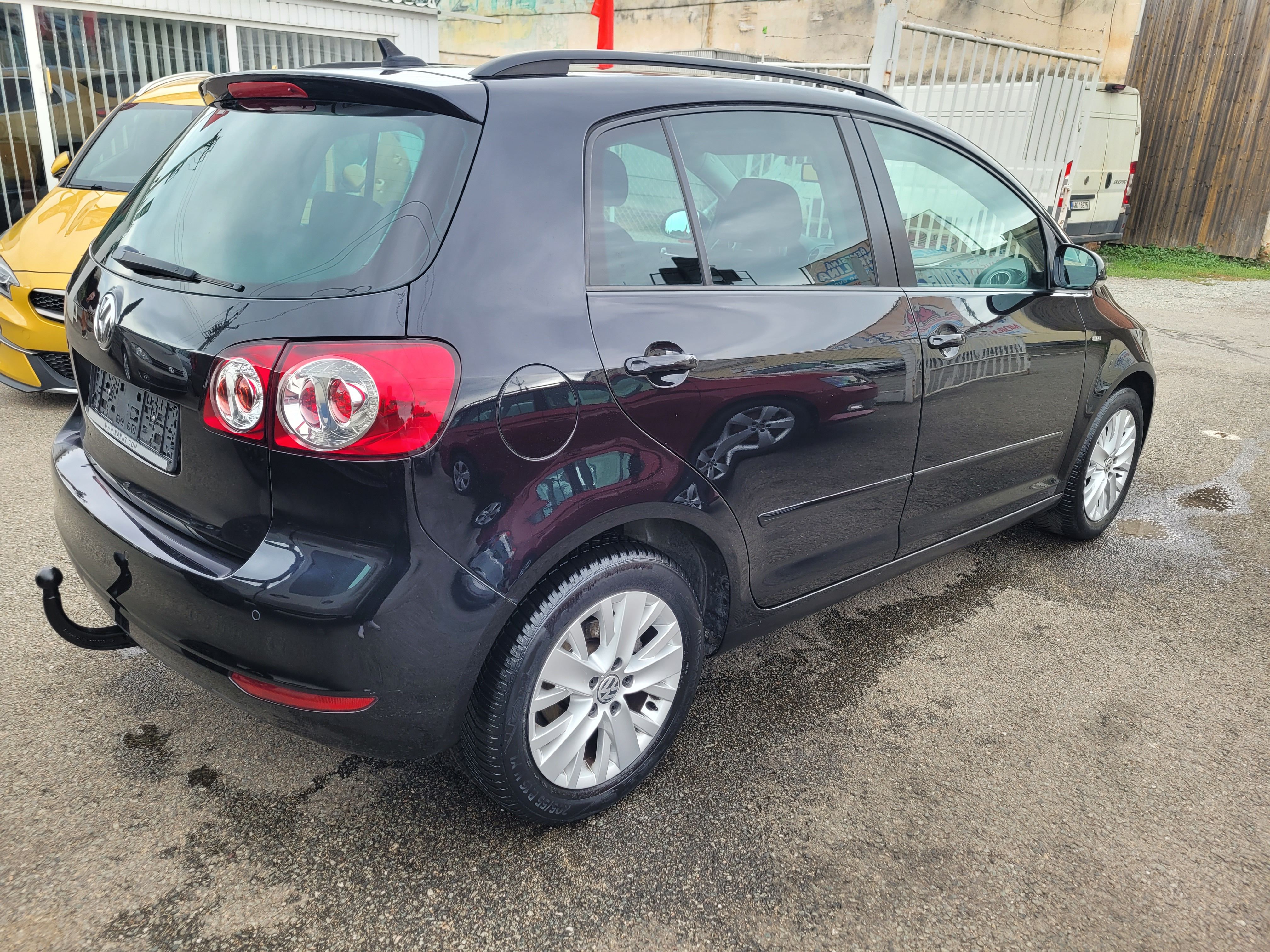 Volkswagen Golf Plus, 1,6 TDI 77 KW,95000KM,PARK.KAM - fotka 4