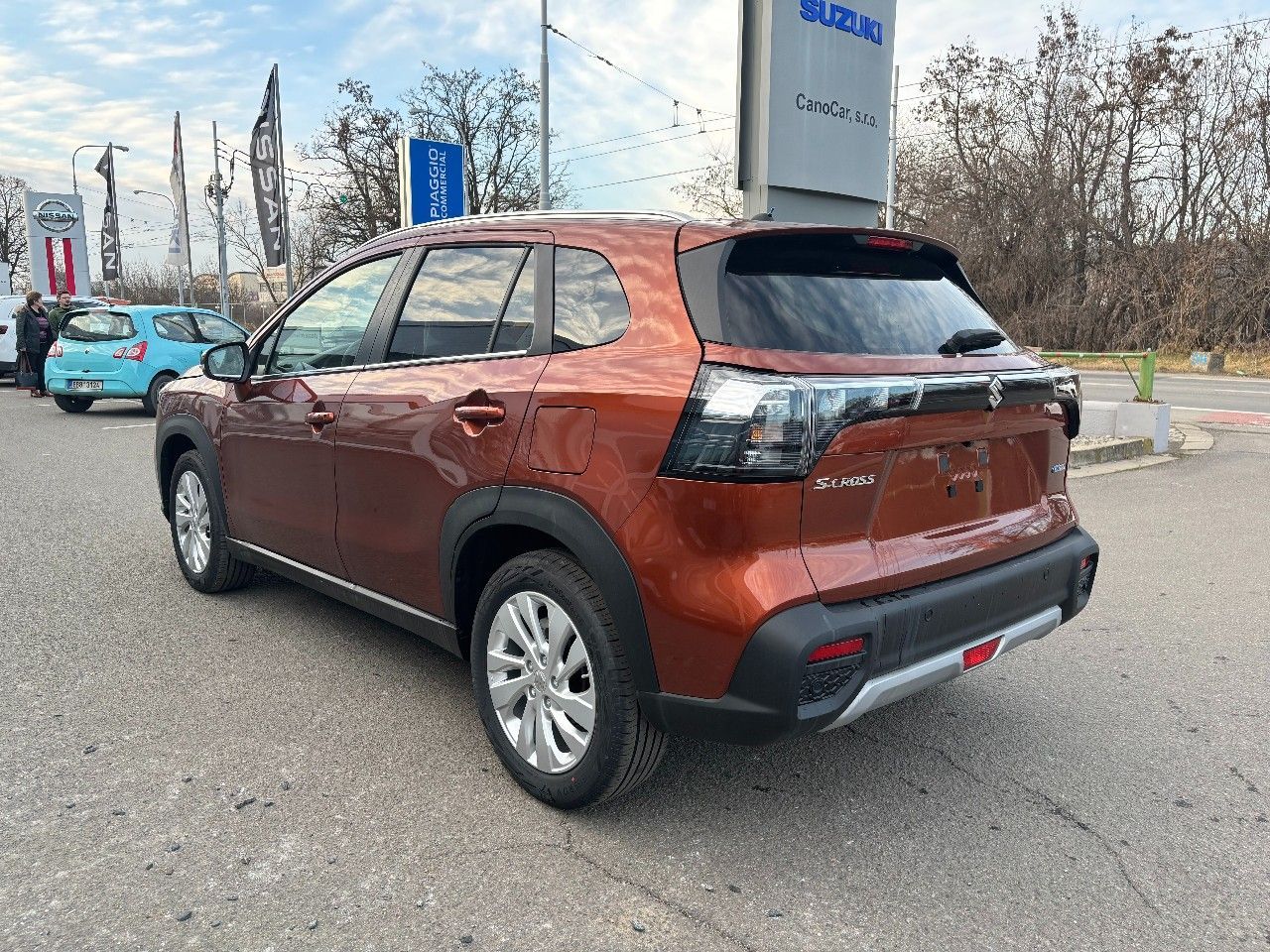 Suzuki S-Cross, 4x4 Premium - fotka 5