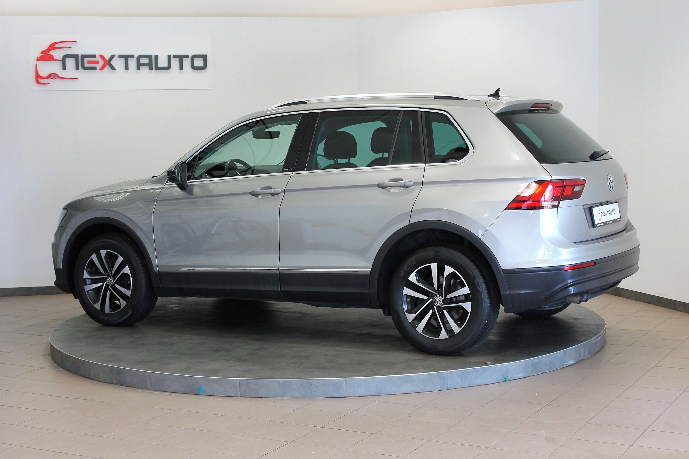 Volkswagen Tiguan, 2.0 TDI 110kW DSG 4X4,IQ.DRIVE - fotka 3
