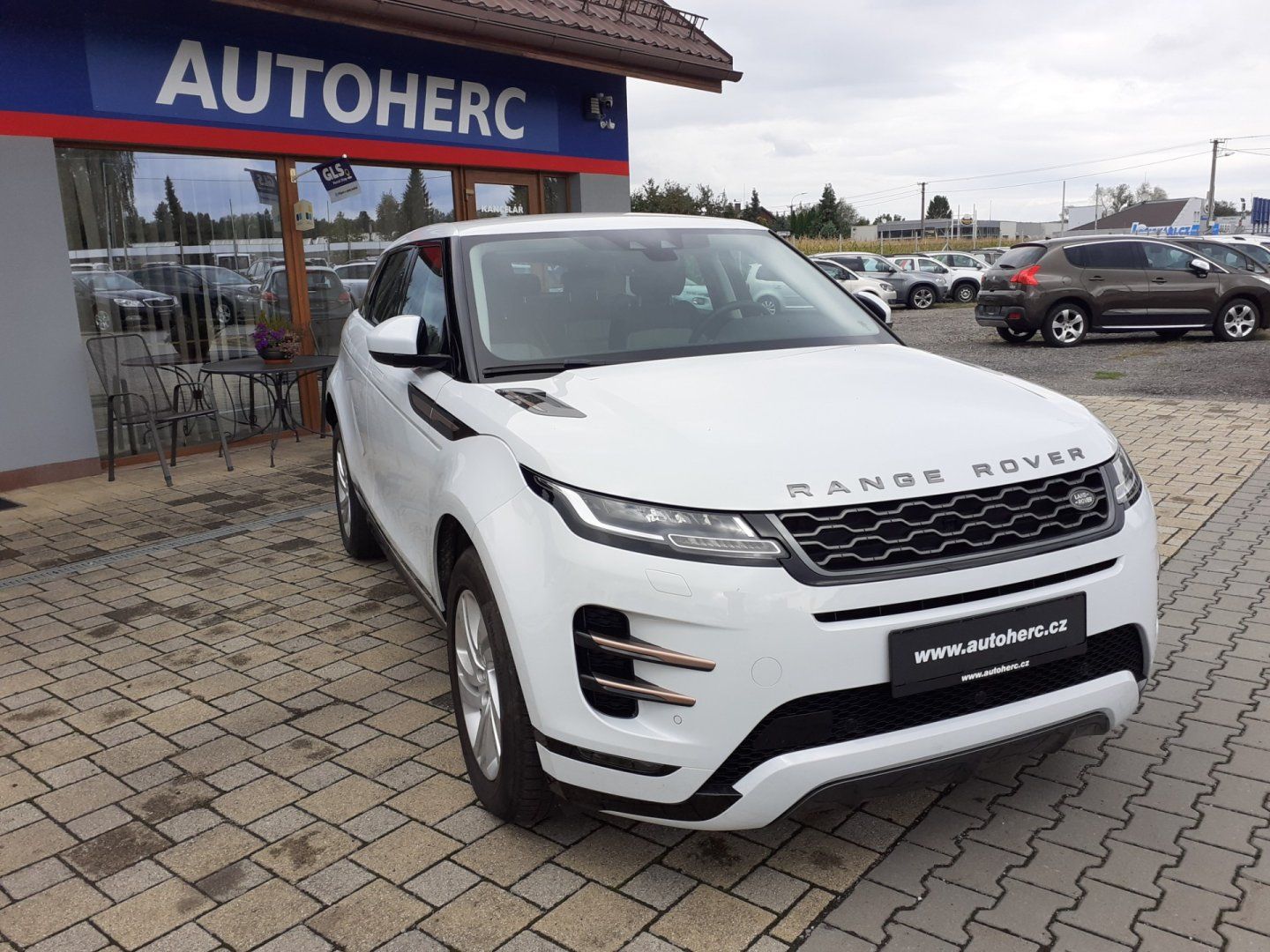 Land Rover Range Rover Evoque, 2.0 P200 R DYNAMIC S - fotka 2