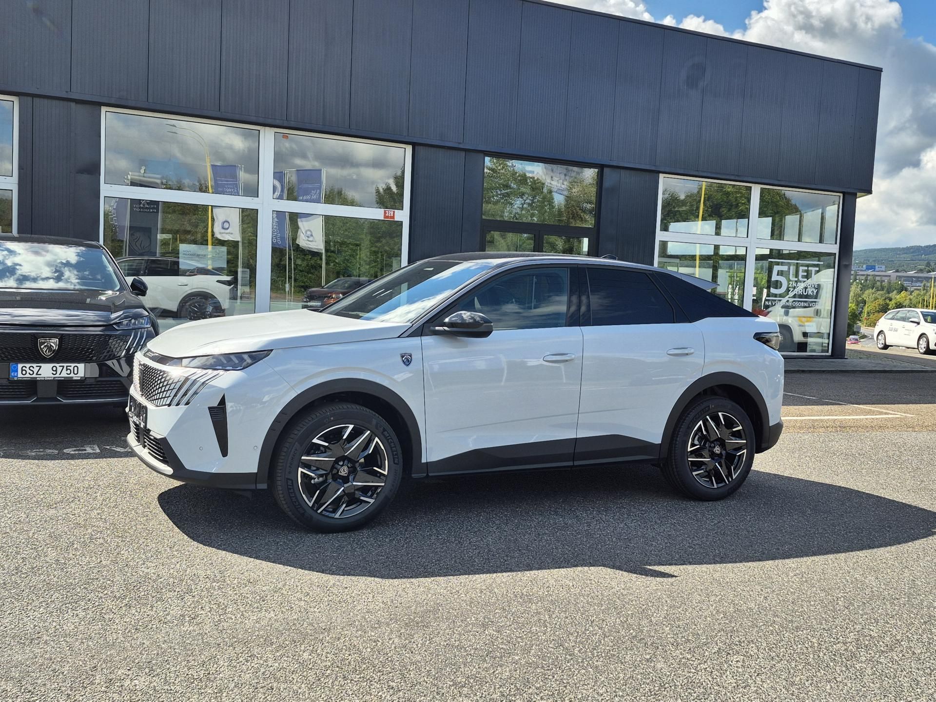 Peugeot 3008, GT Hybrid 145 e-DCS6 - fotka 2